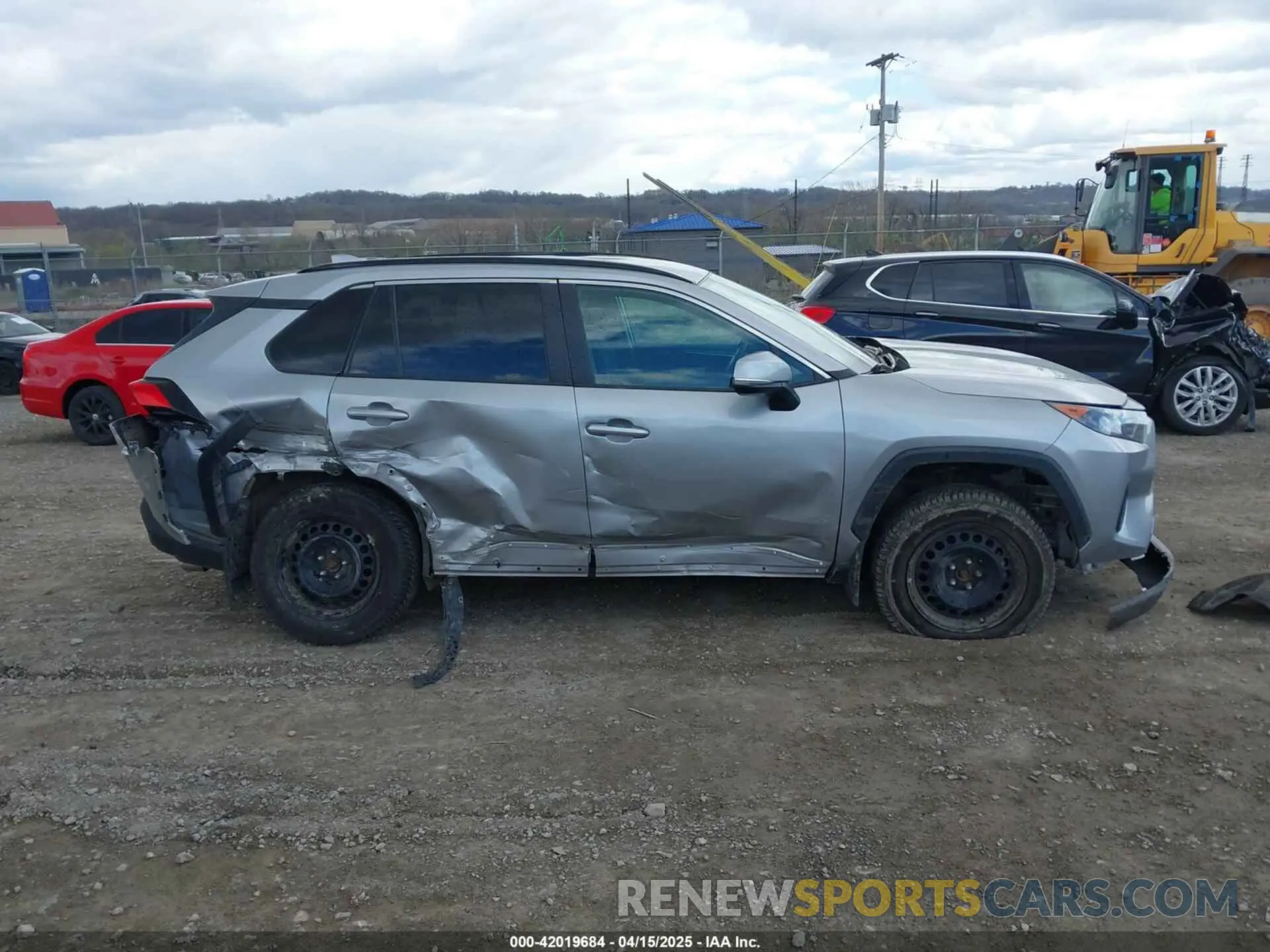 13 fotografías del automóvil dañado 2T3G1RFV9KC015700 TOYOTA RAV4 2019