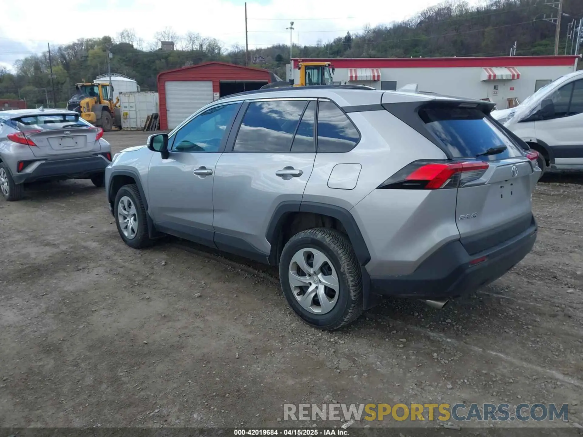 3 fotografías del automóvil dañado 2T3G1RFV9KC015700 TOYOTA RAV4 2019
