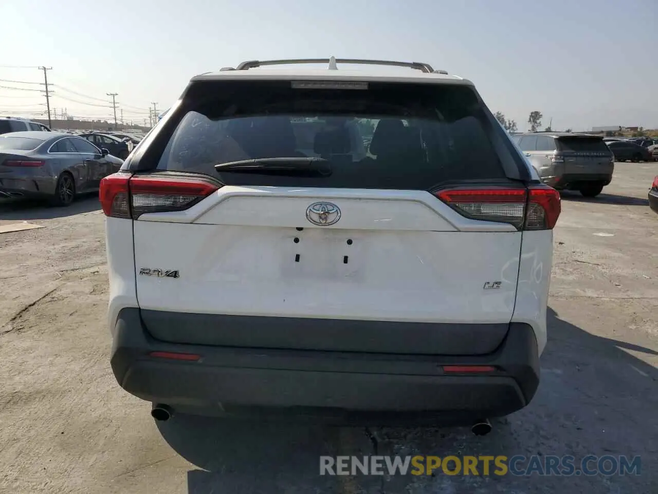 6 fotografías del automóvil dañado 2T3H1RFV0KW009318 TOYOTA RAV4 2019