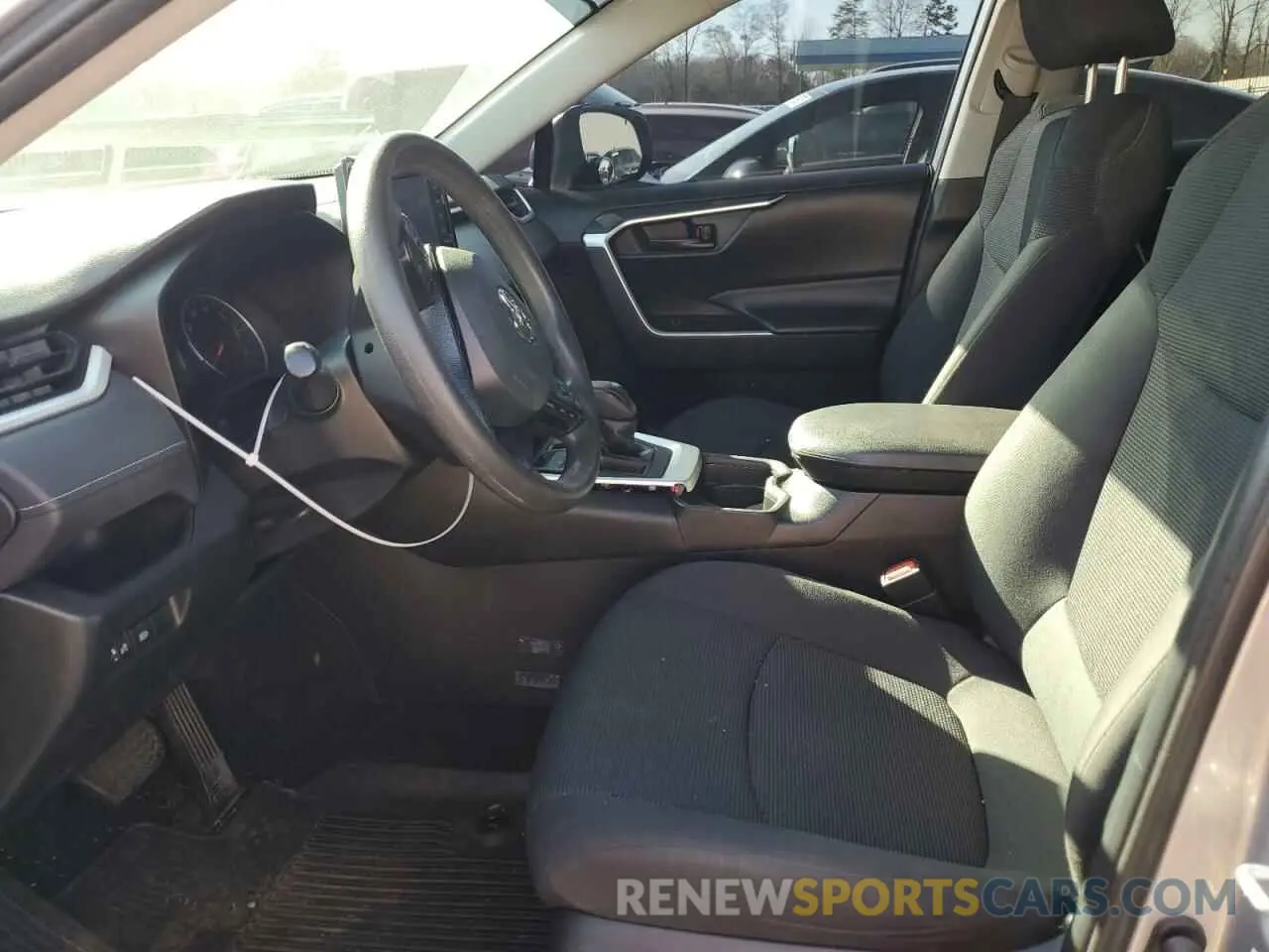 7 fotografías del automóvil dañado 2T3H1RFV0KW056252 TOYOTA RAV4 2019