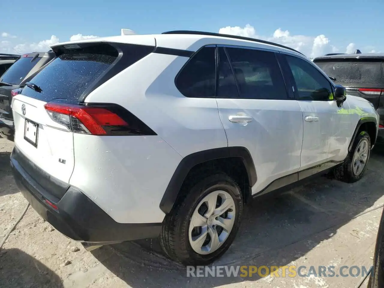 3 fotografías del automóvil dañado 2T3H1RFV1KC031300 TOYOTA RAV4 2019