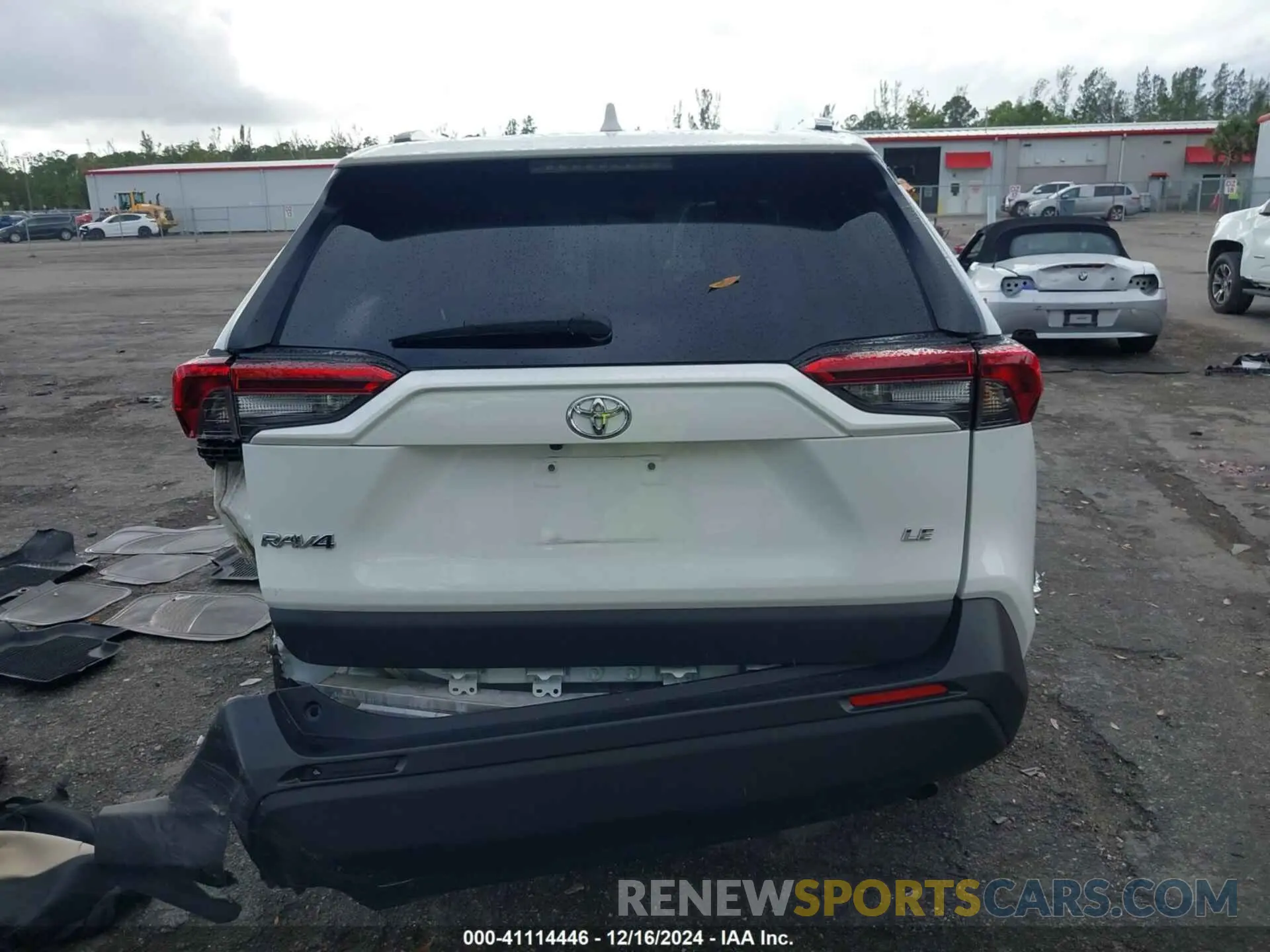 17 fotografías del automóvil dañado 2T3H1RFV1KW040125 TOYOTA RAV4 2019