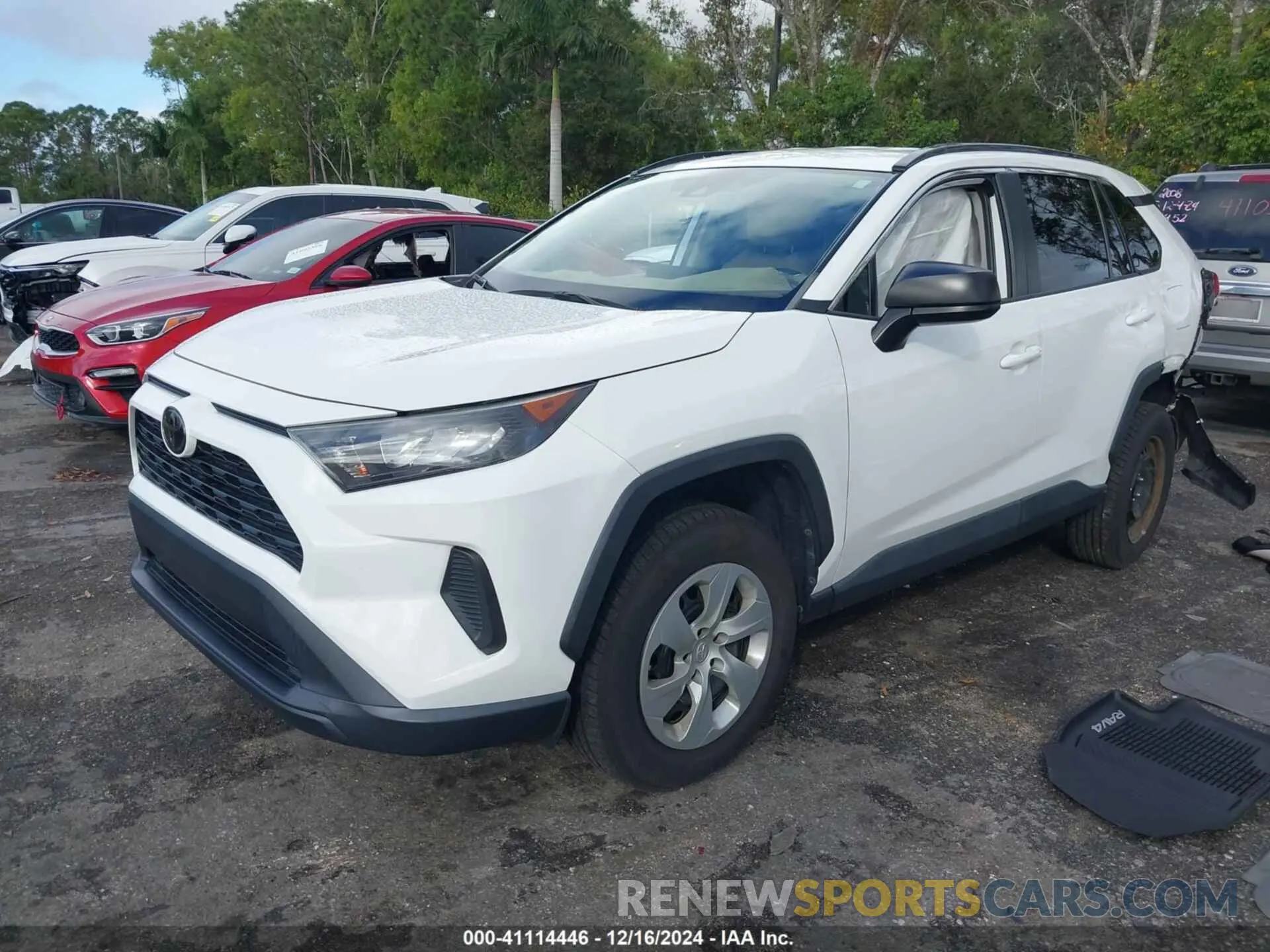 2 fotografías del automóvil dañado 2T3H1RFV1KW040125 TOYOTA RAV4 2019