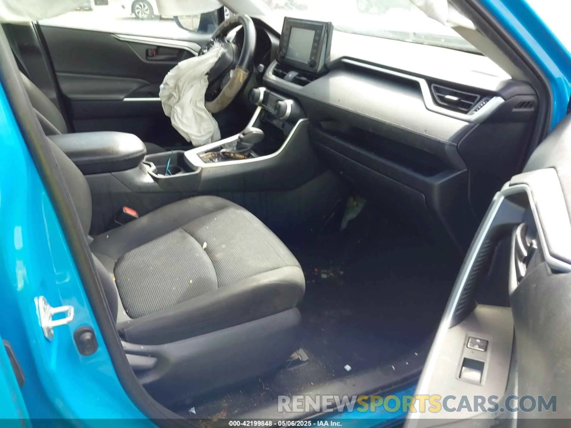 5 fotografías del automóvil dañado 2T3H1RFV1KW041937 TOYOTA RAV4 2019