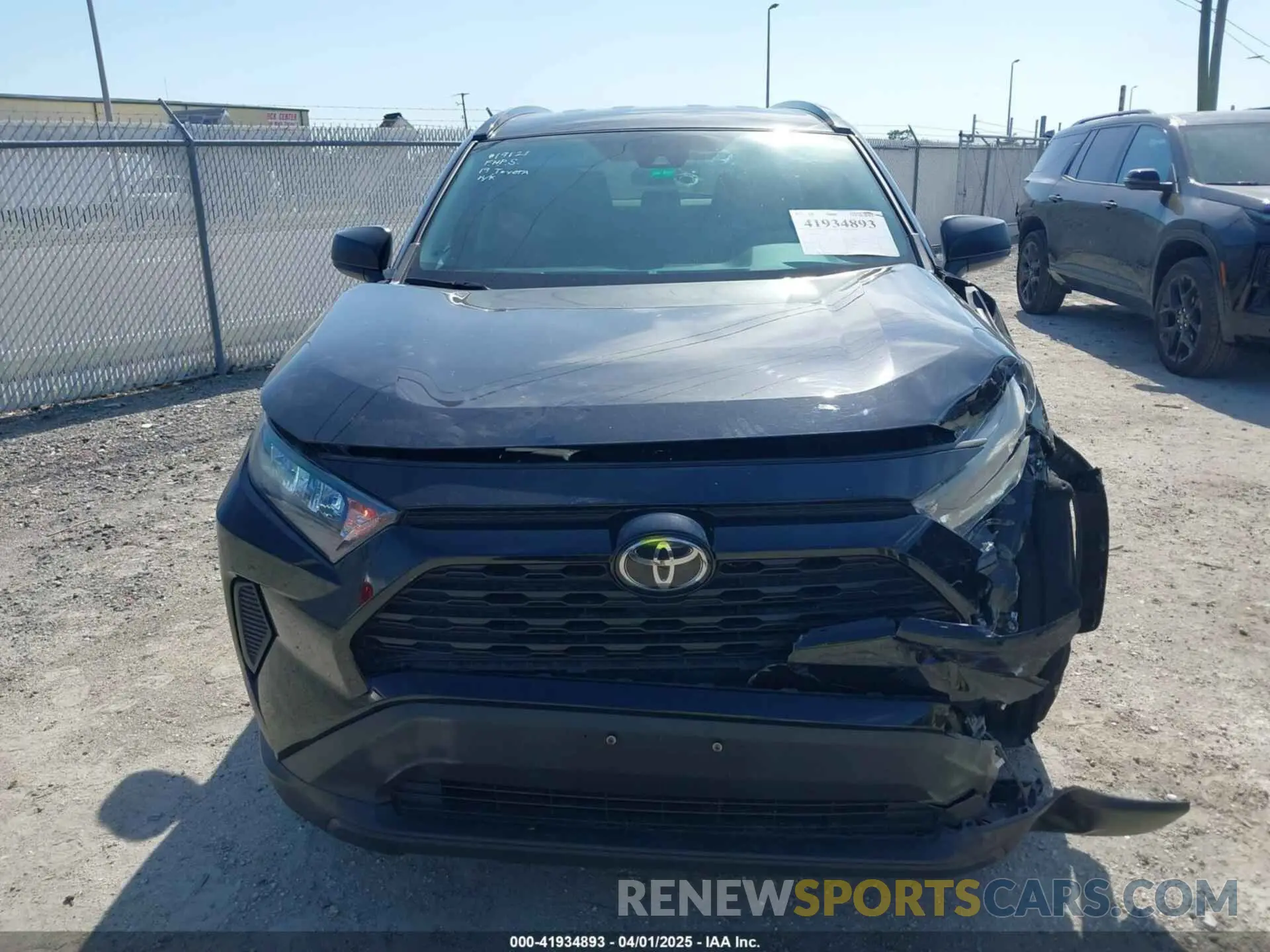 13 fotografías del automóvil dañado 2T3H1RFV2KC003604 TOYOTA RAV4 2019