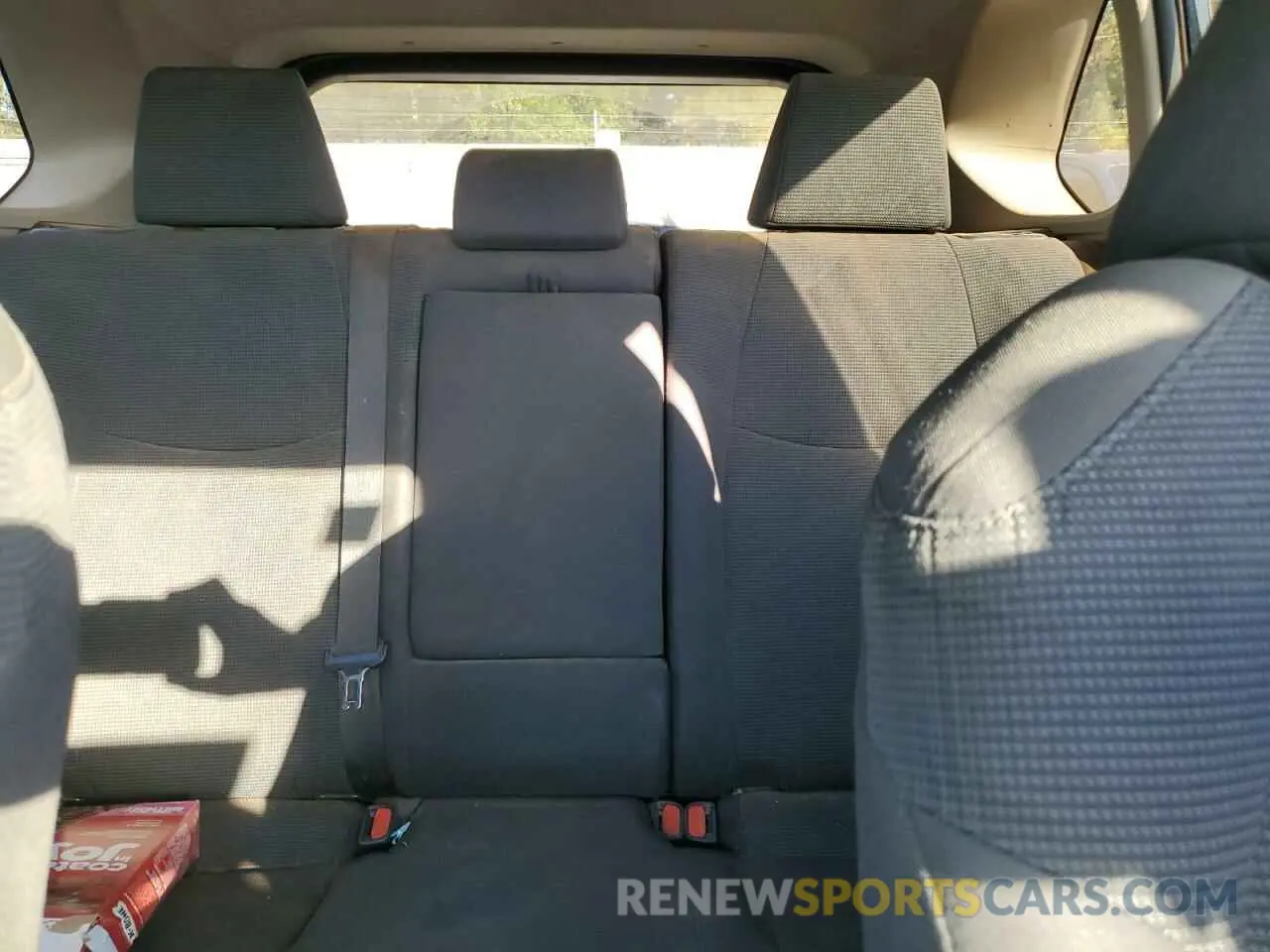 10 fotografías del automóvil dañado 2T3H1RFV2KC023965 TOYOTA RAV4 2019