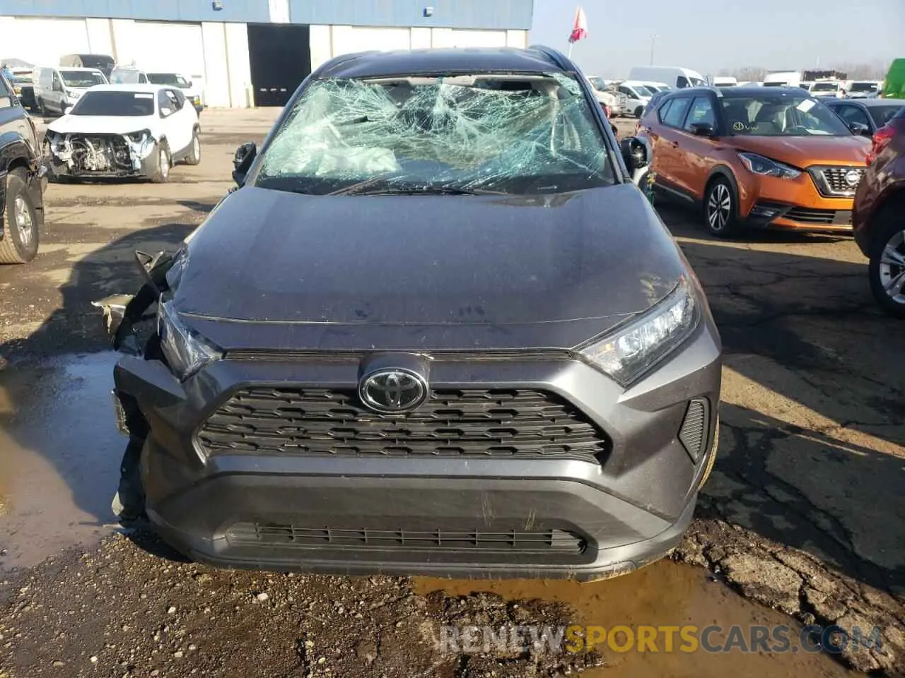 5 fotografías del automóvil dañado 2T3H1RFV2KW040537 TOYOTA RAV4 2019