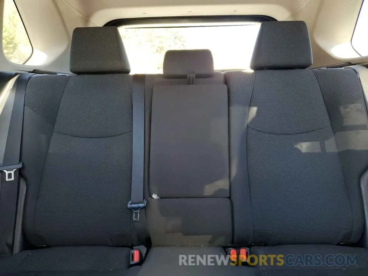 10 fotografías del automóvil dañado 2T3H1RFV2KW044782 TOYOTA RAV4 2019