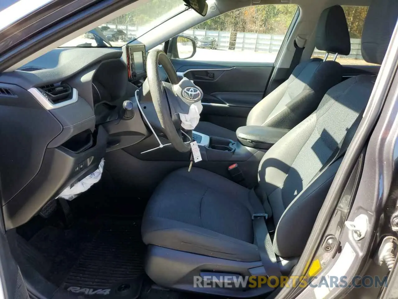 7 fotografías del automóvil dañado 2T3H1RFV2KW044782 TOYOTA RAV4 2019