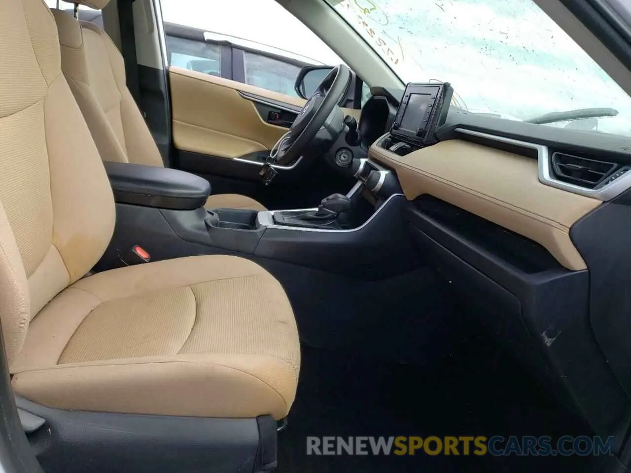 5 fotografías del automóvil dañado 2T3H1RFV2KW054695 TOYOTA RAV4 2019