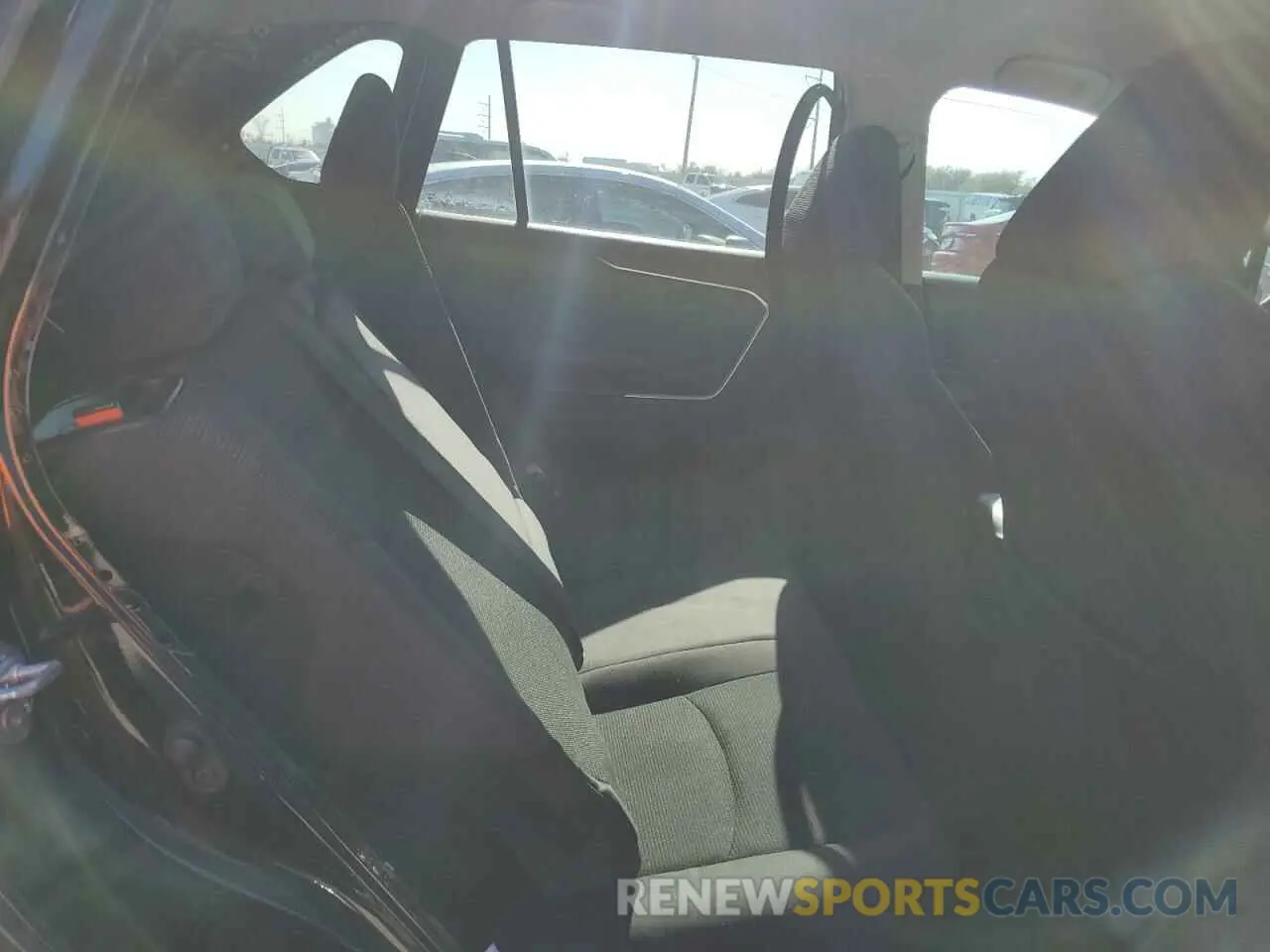 11 fotografías del automóvil dañado 2T3H1RFV3KW028655 TOYOTA RAV4 2019