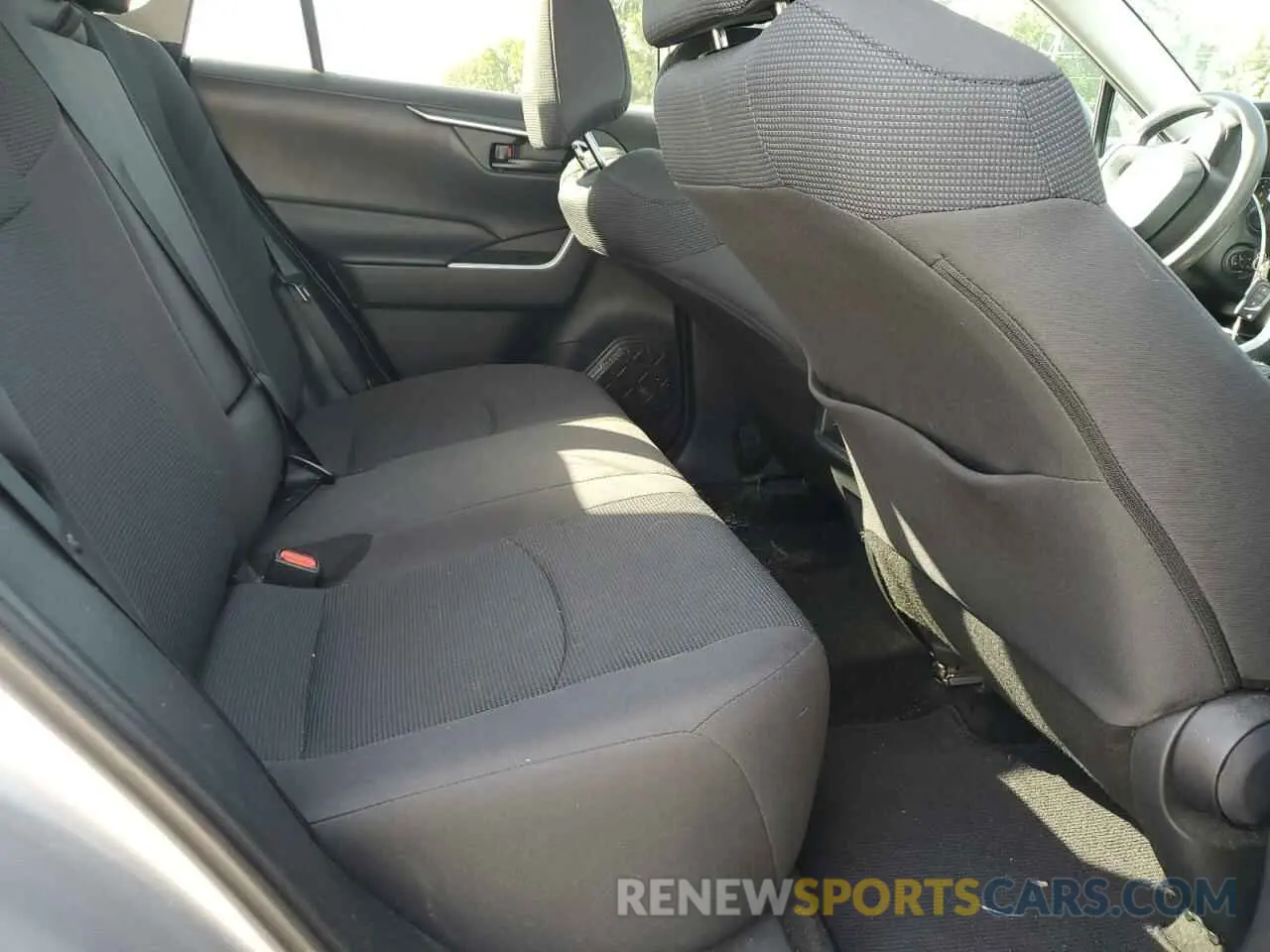 10 fotografías del automóvil dañado 2T3H1RFV4KC017567 TOYOTA RAV4 2019