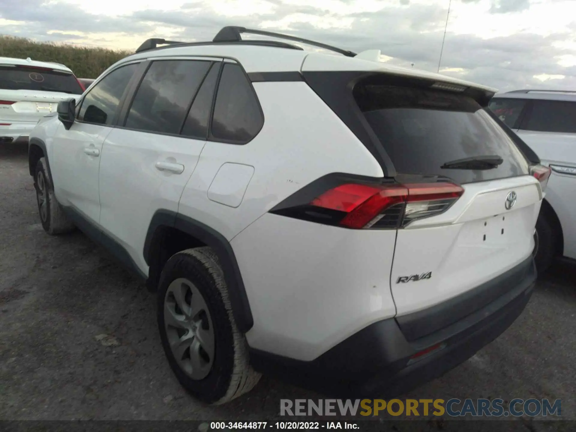 3 fotografías del automóvil dañado 2T3H1RFV5KC007050 TOYOTA RAV4 2019