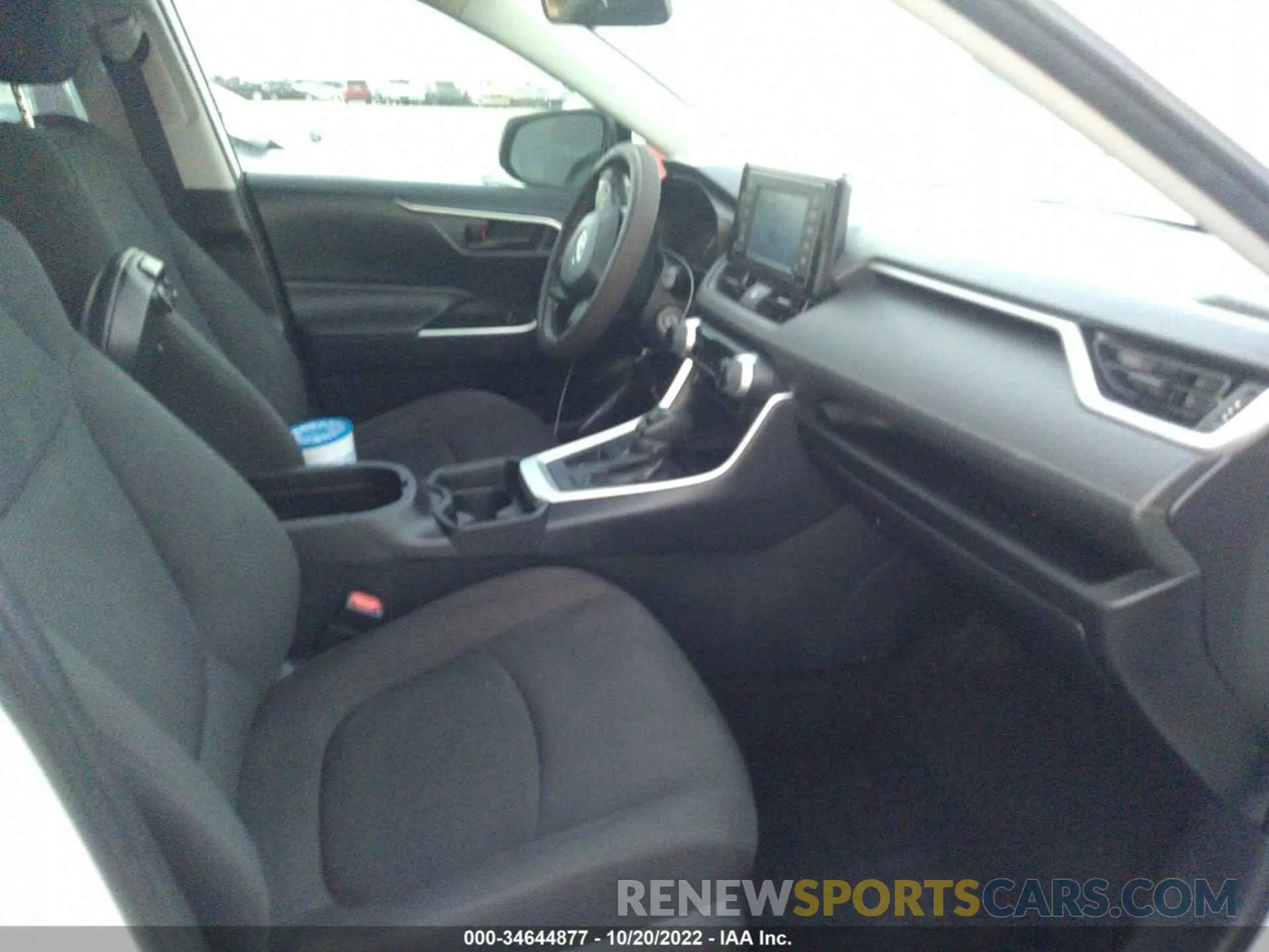 5 fotografías del automóvil dañado 2T3H1RFV5KC007050 TOYOTA RAV4 2019