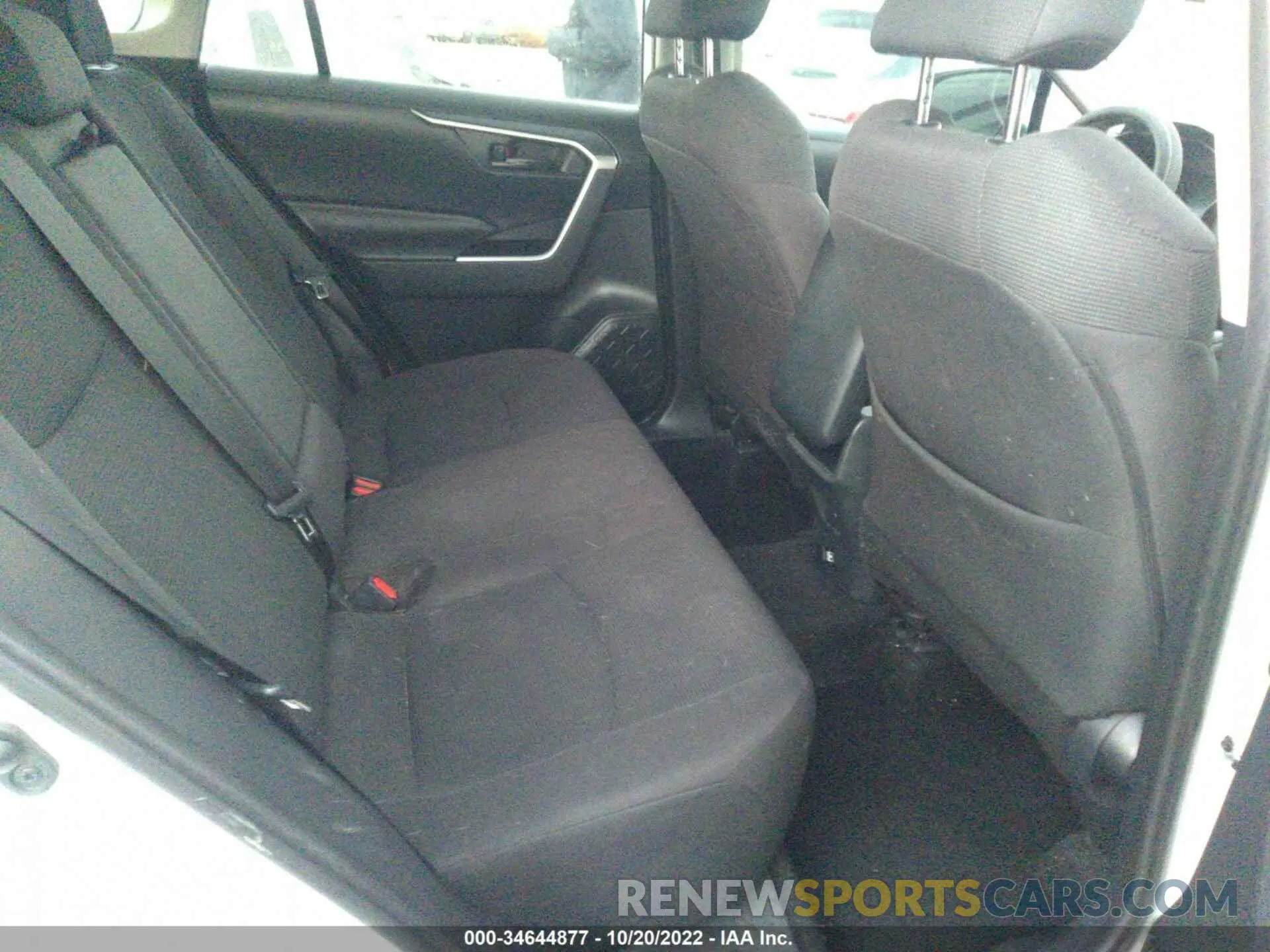 8 fotografías del automóvil dañado 2T3H1RFV5KC007050 TOYOTA RAV4 2019