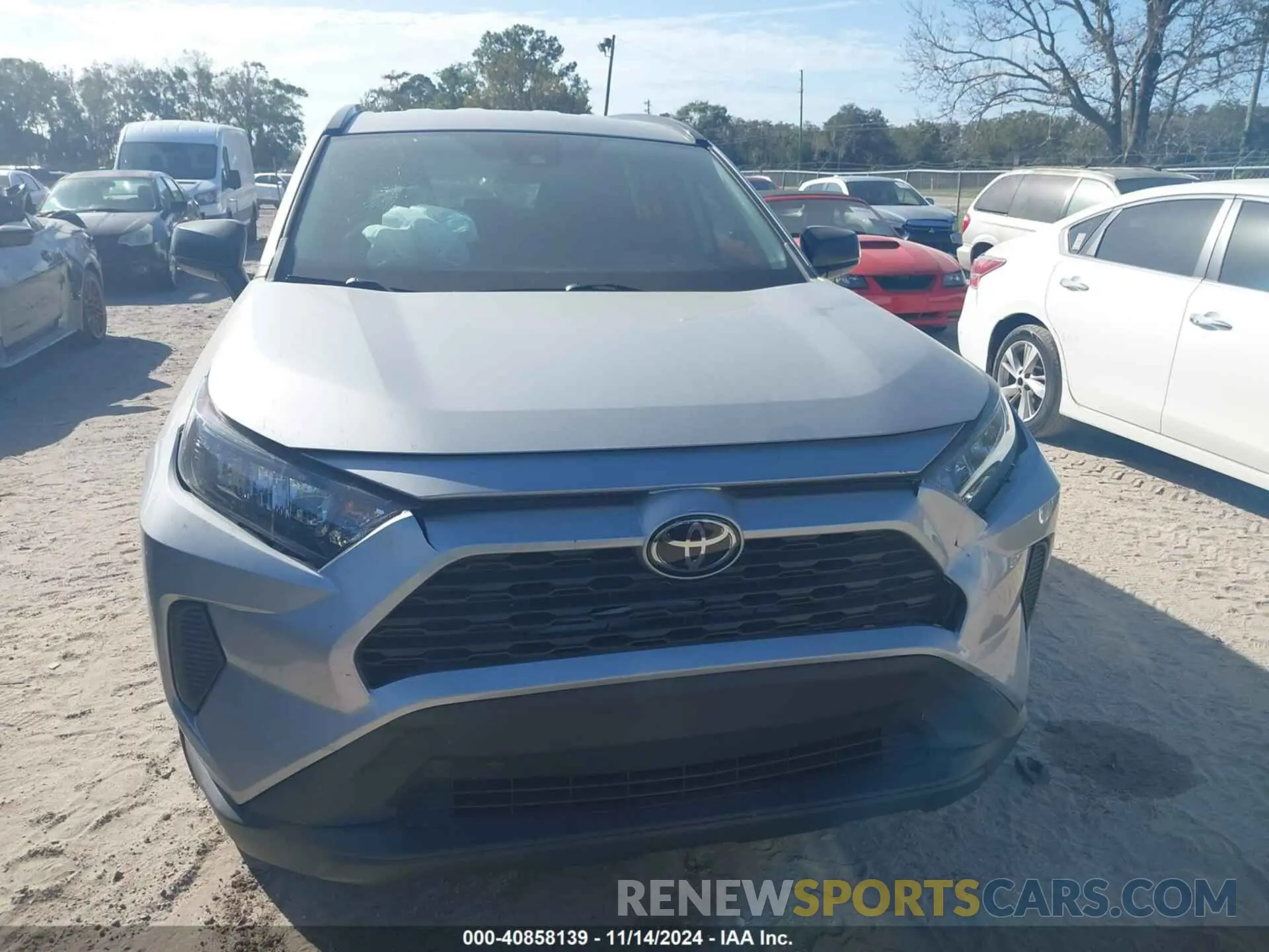 12 fotografías del automóvil dañado 2T3H1RFV5KW041617 TOYOTA RAV4 2019