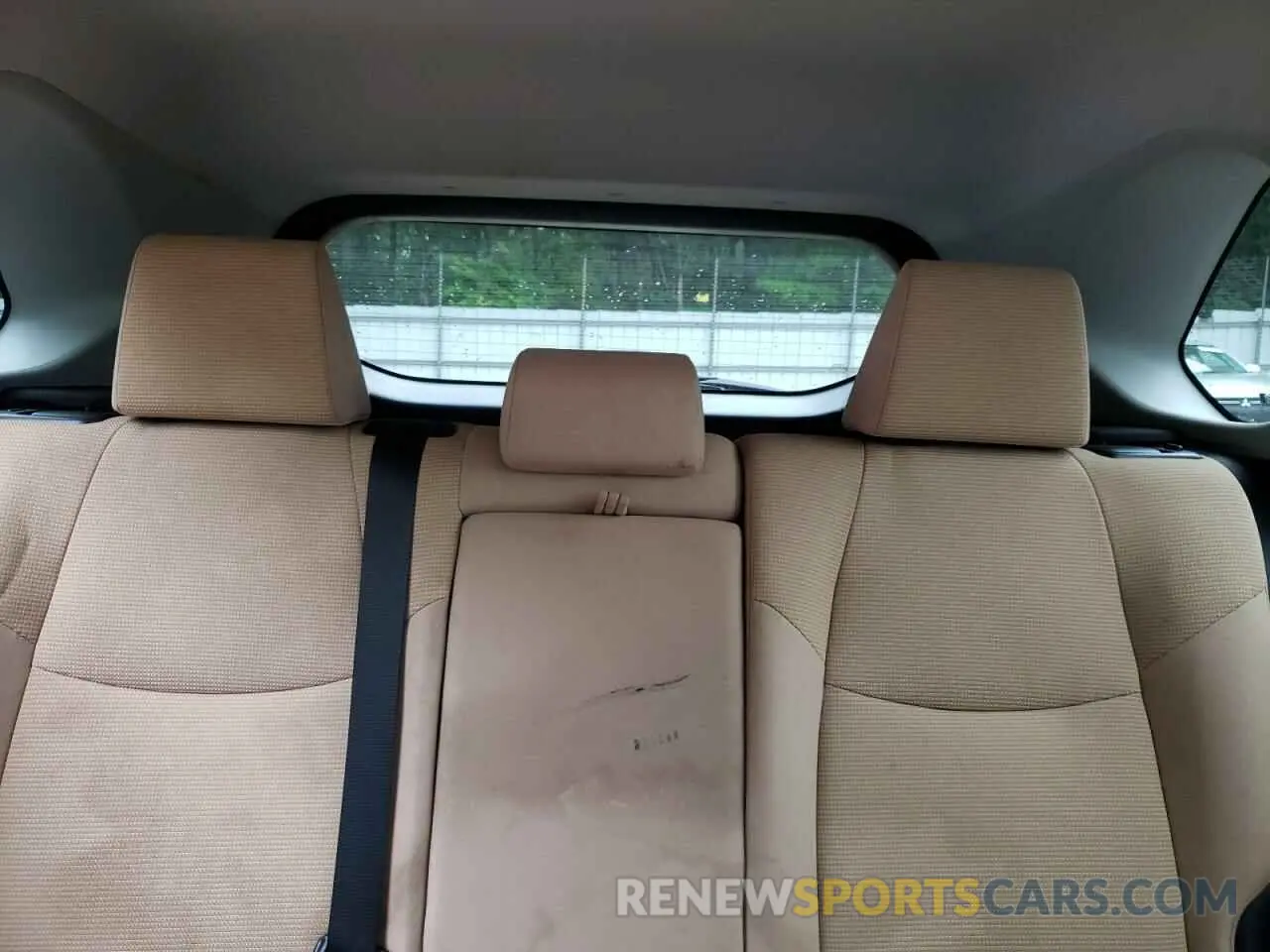 10 fotografías del automóvil dañado 2T3H1RFV5KW057543 TOYOTA RAV4 2019