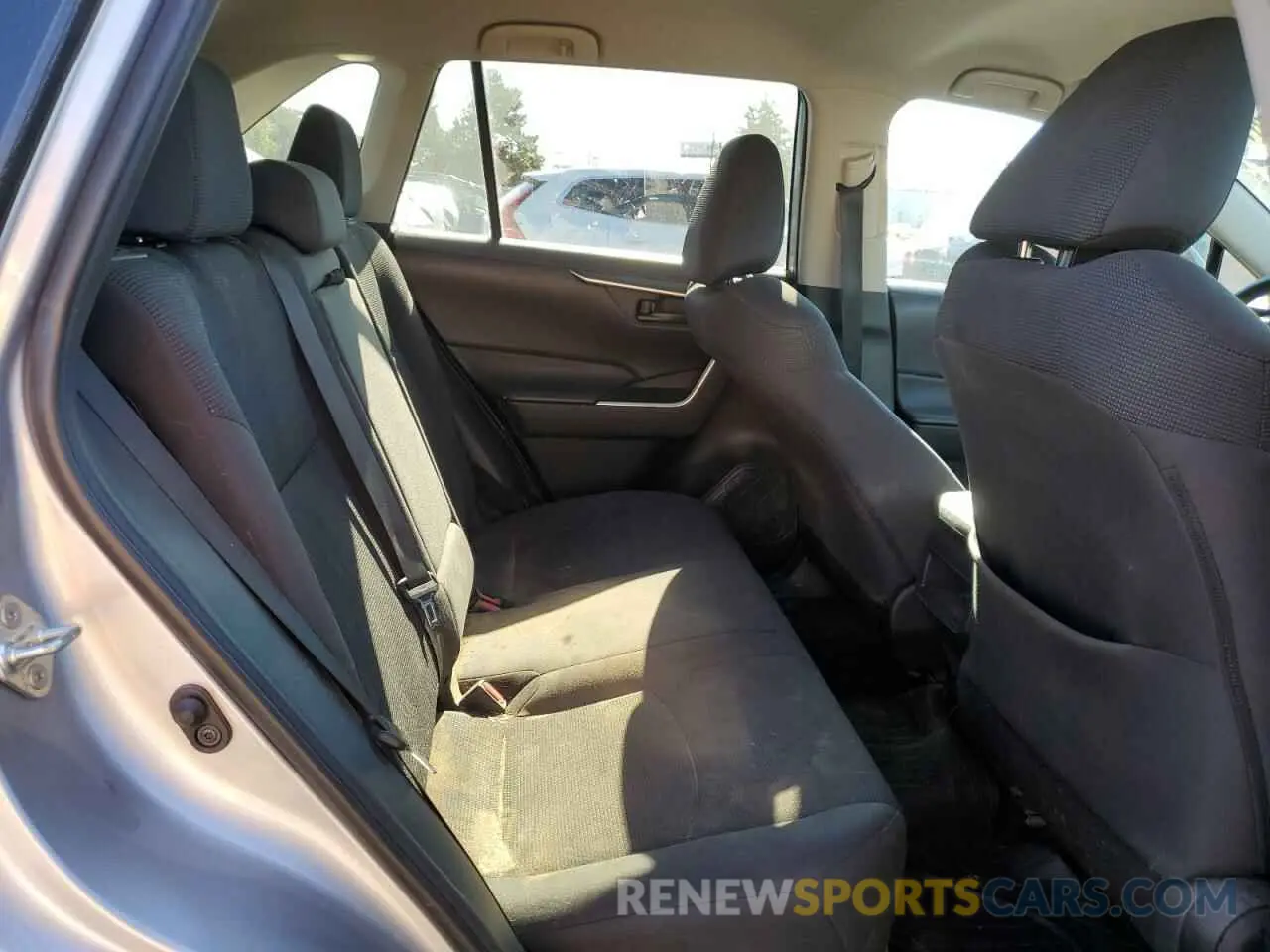 11 fotografías del automóvil dañado 2T3H1RFV6KW035230 TOYOTA RAV4 2019