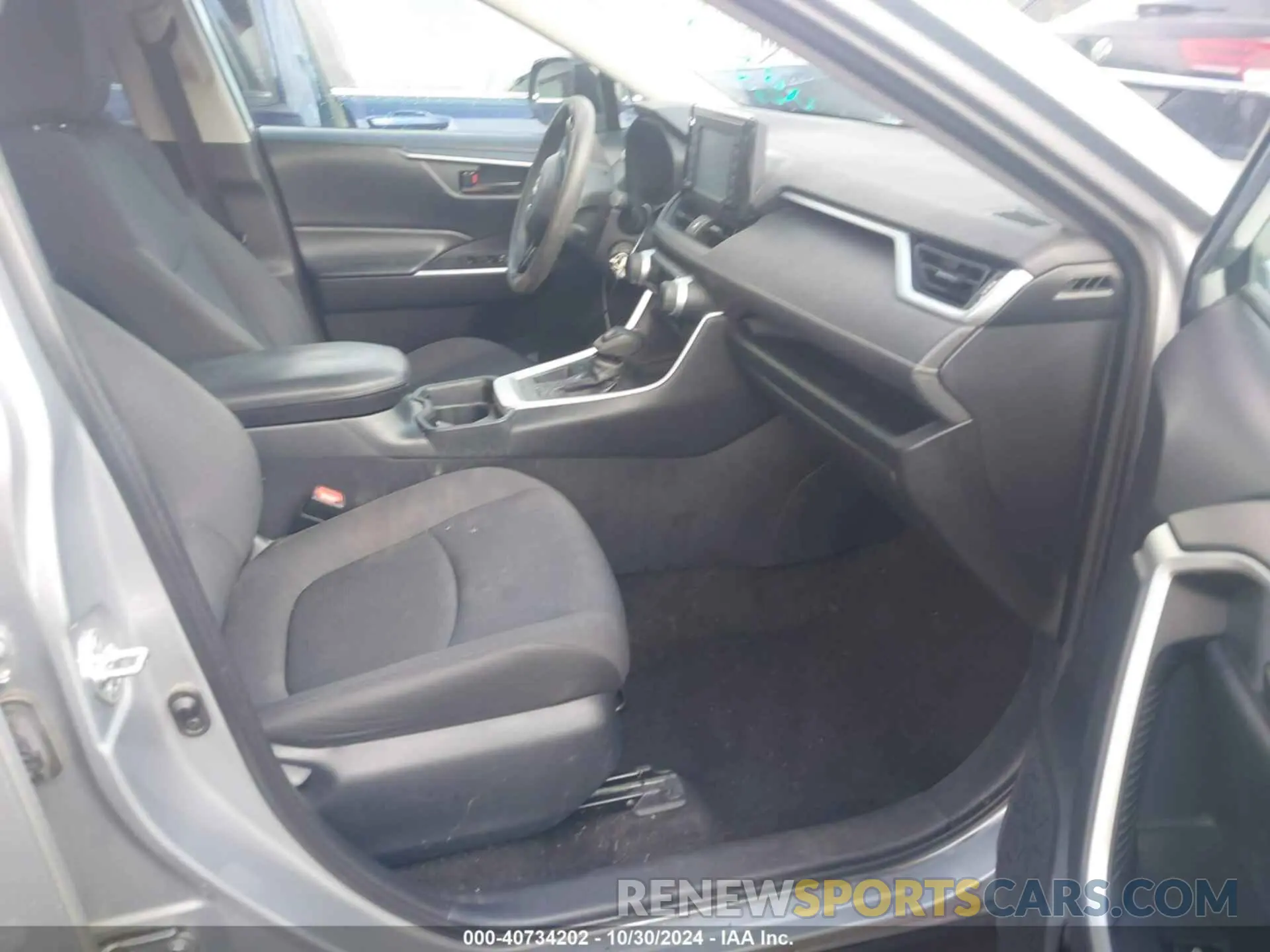 5 fotografías del automóvil dañado 2T3H1RFV6KW037544 TOYOTA RAV4 2019