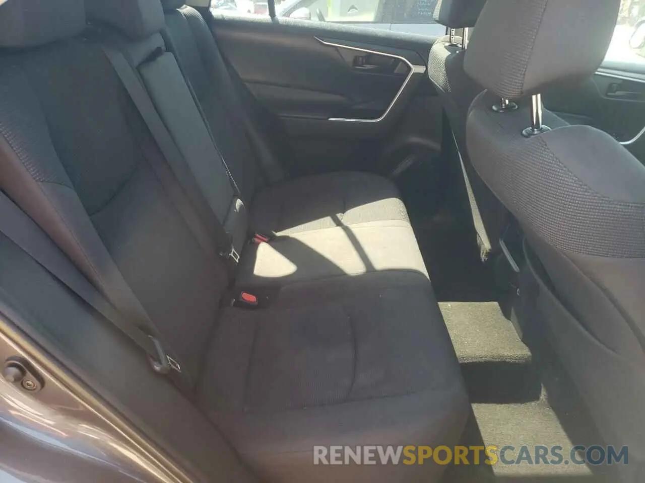 11 fotografías del automóvil dañado 2T3H1RFV6KW045367 TOYOTA RAV4 2019