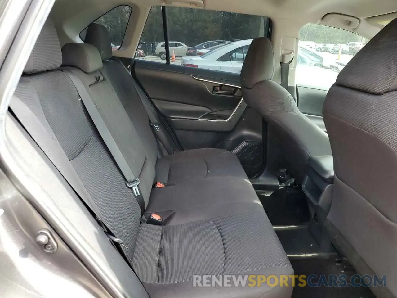 11 fotografías del automóvil dañado 2T3H1RFV7KC030264 TOYOTA RAV4 2019