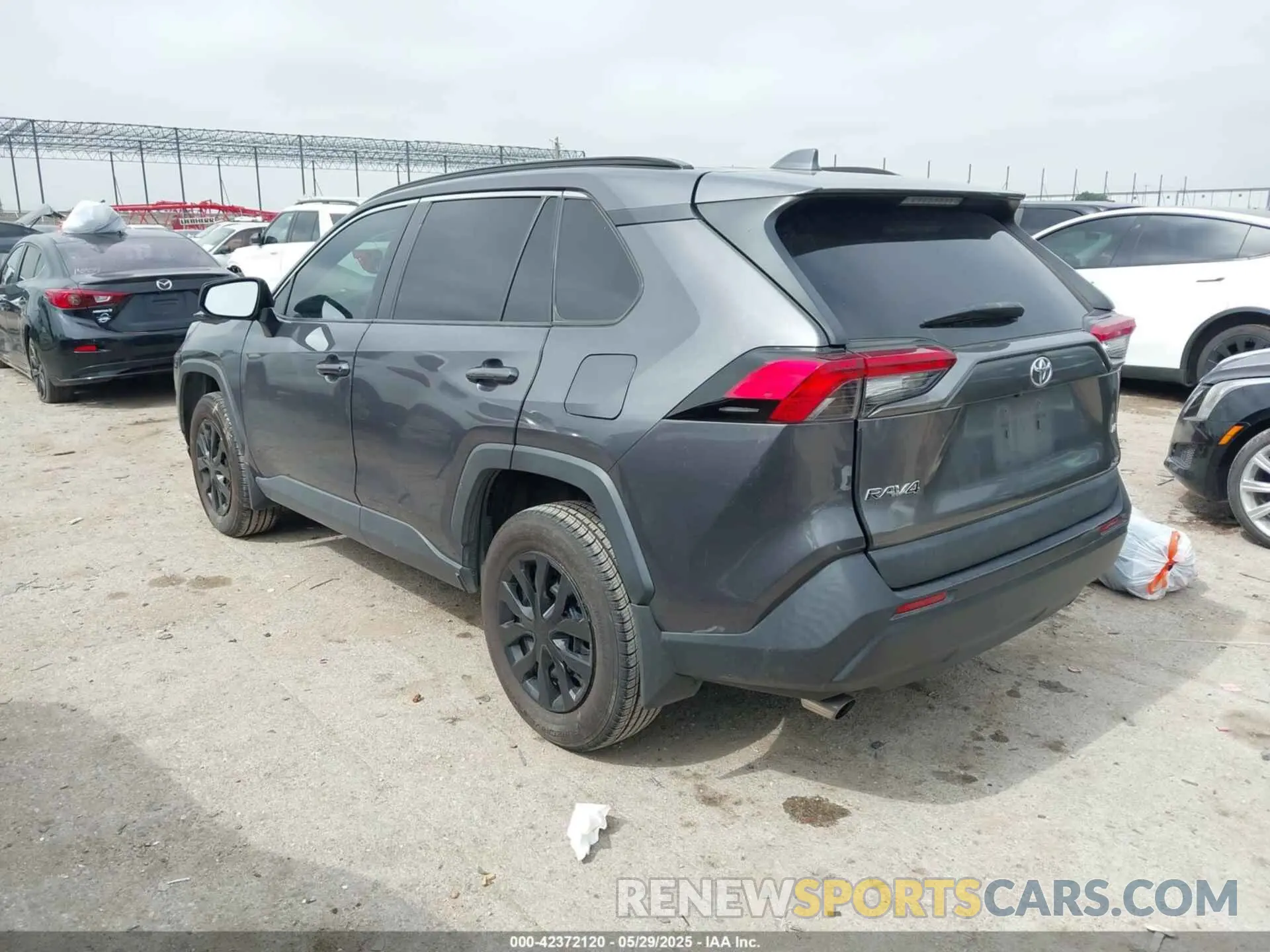 3 fotografías del automóvil dañado 2T3H1RFV7KW032434 TOYOTA RAV4 2019