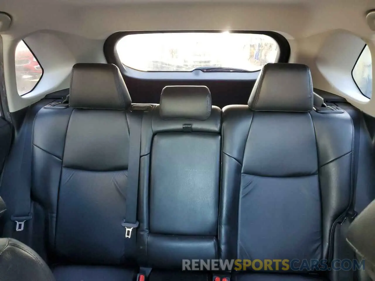 10 fotografías del automóvil dañado 2T3H1RFV7KW057544 TOYOTA RAV4 2019