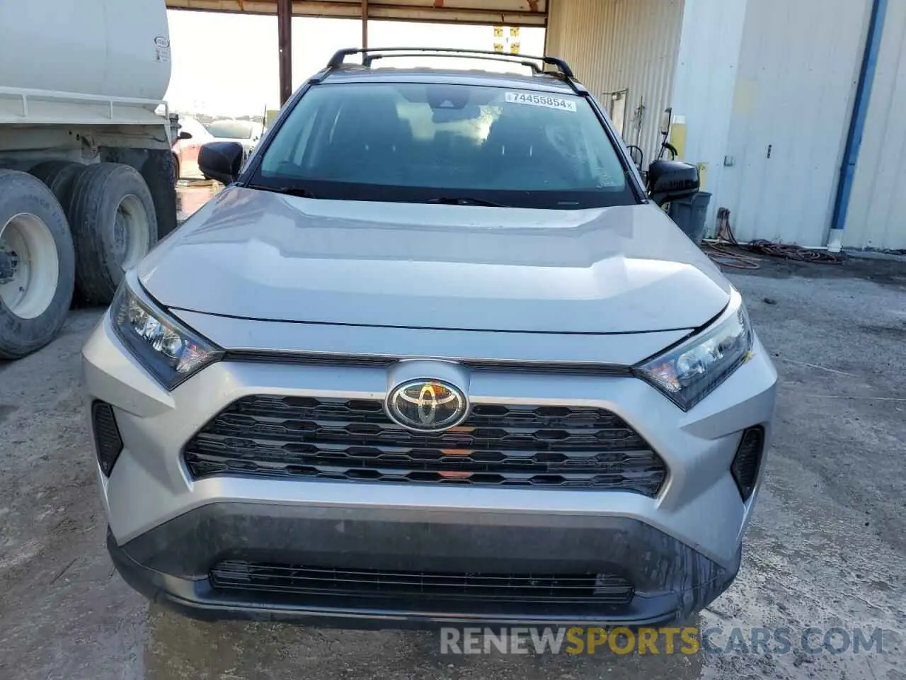5 fotografías del automóvil dañado 2T3H1RFV7KW057544 TOYOTA RAV4 2019