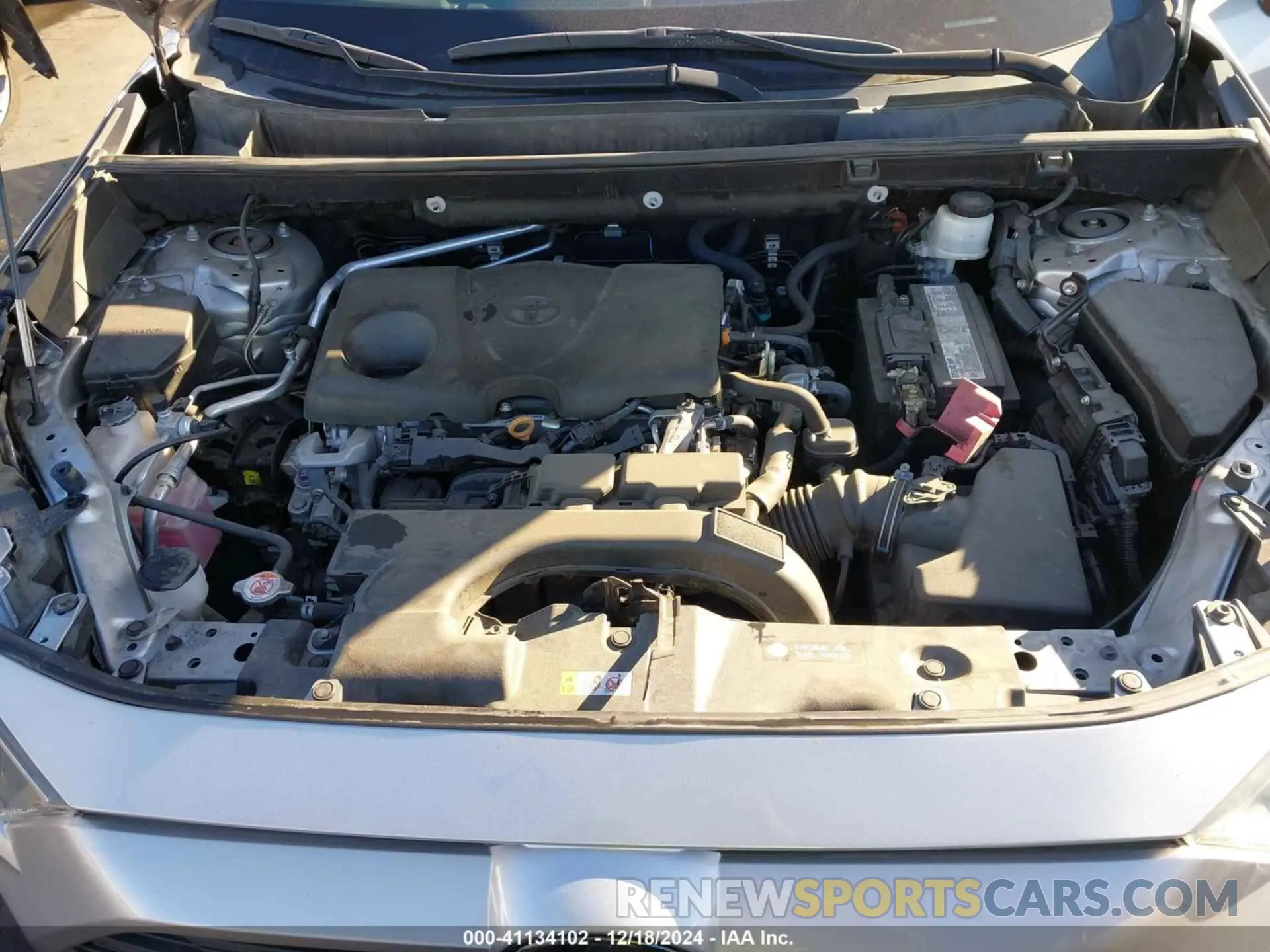 10 fotografías del automóvil dañado 2T3H1RFV8KC023582 TOYOTA RAV4 2019