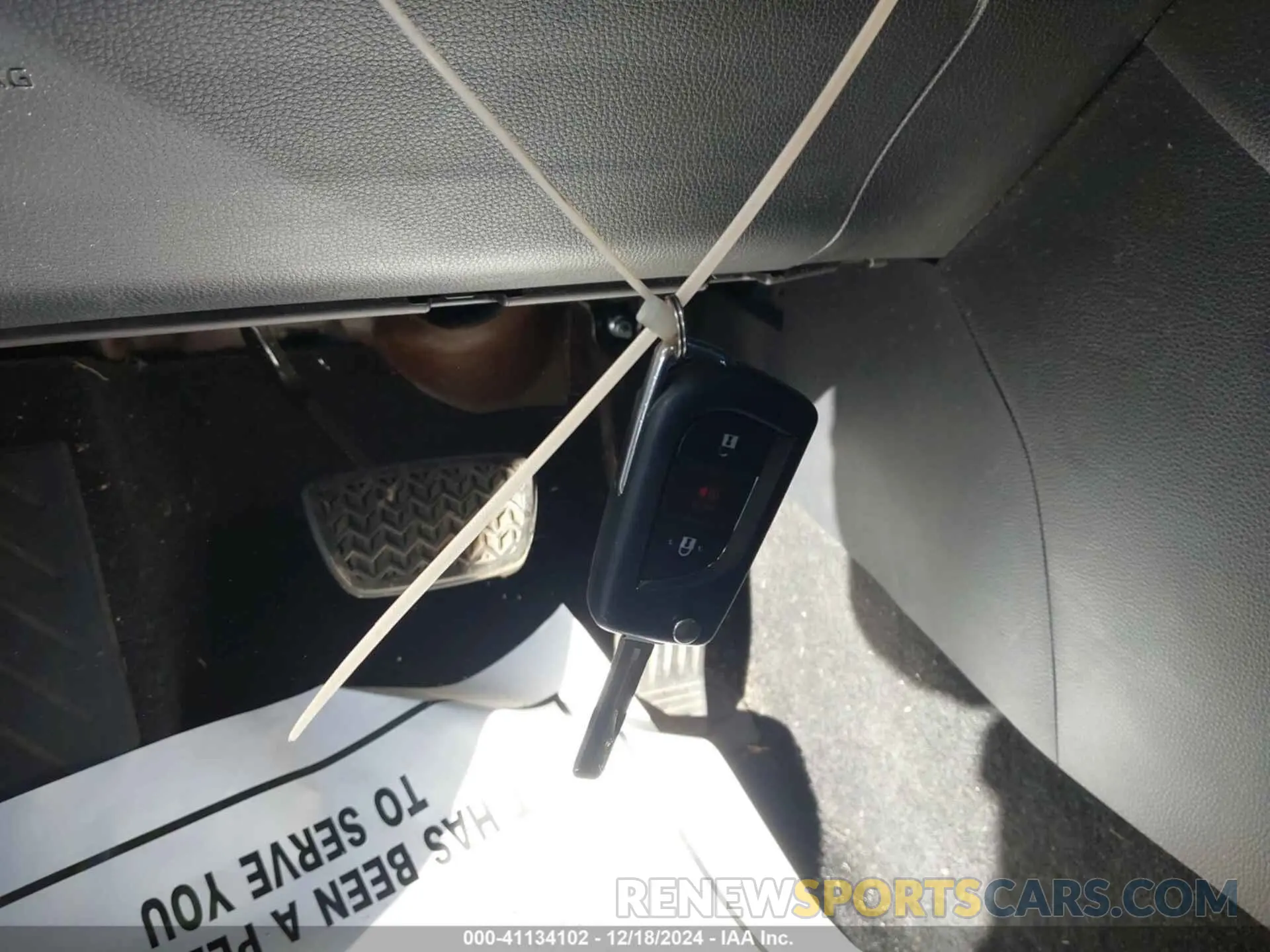 11 fotografías del automóvil dañado 2T3H1RFV8KC023582 TOYOTA RAV4 2019
