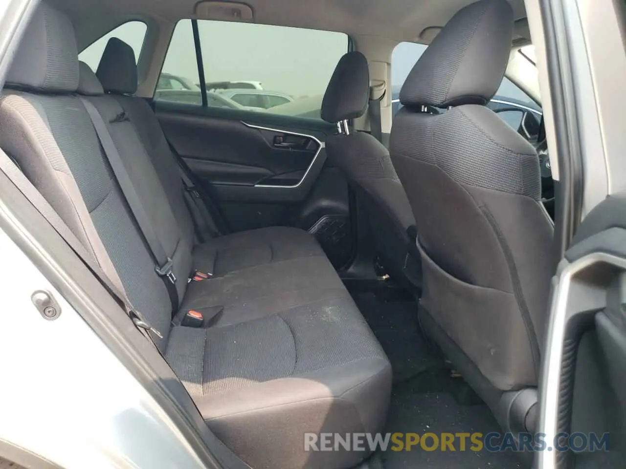 10 fotografías del automóvil dañado 2T3H1RFV8KW022088 TOYOTA RAV4 2019