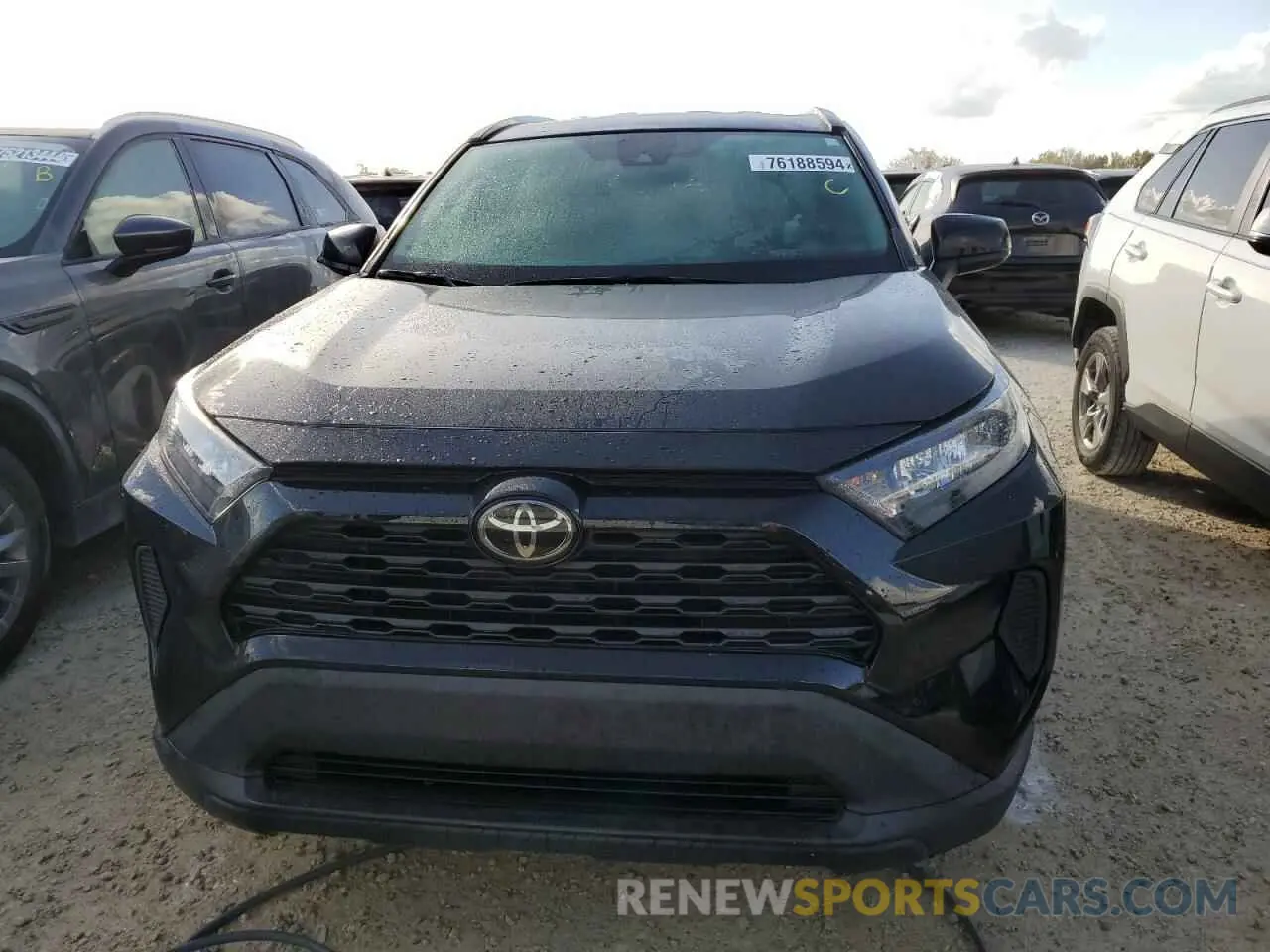5 fotografías del automóvil dañado 2T3H1RFV8KW022611 TOYOTA RAV4 2019