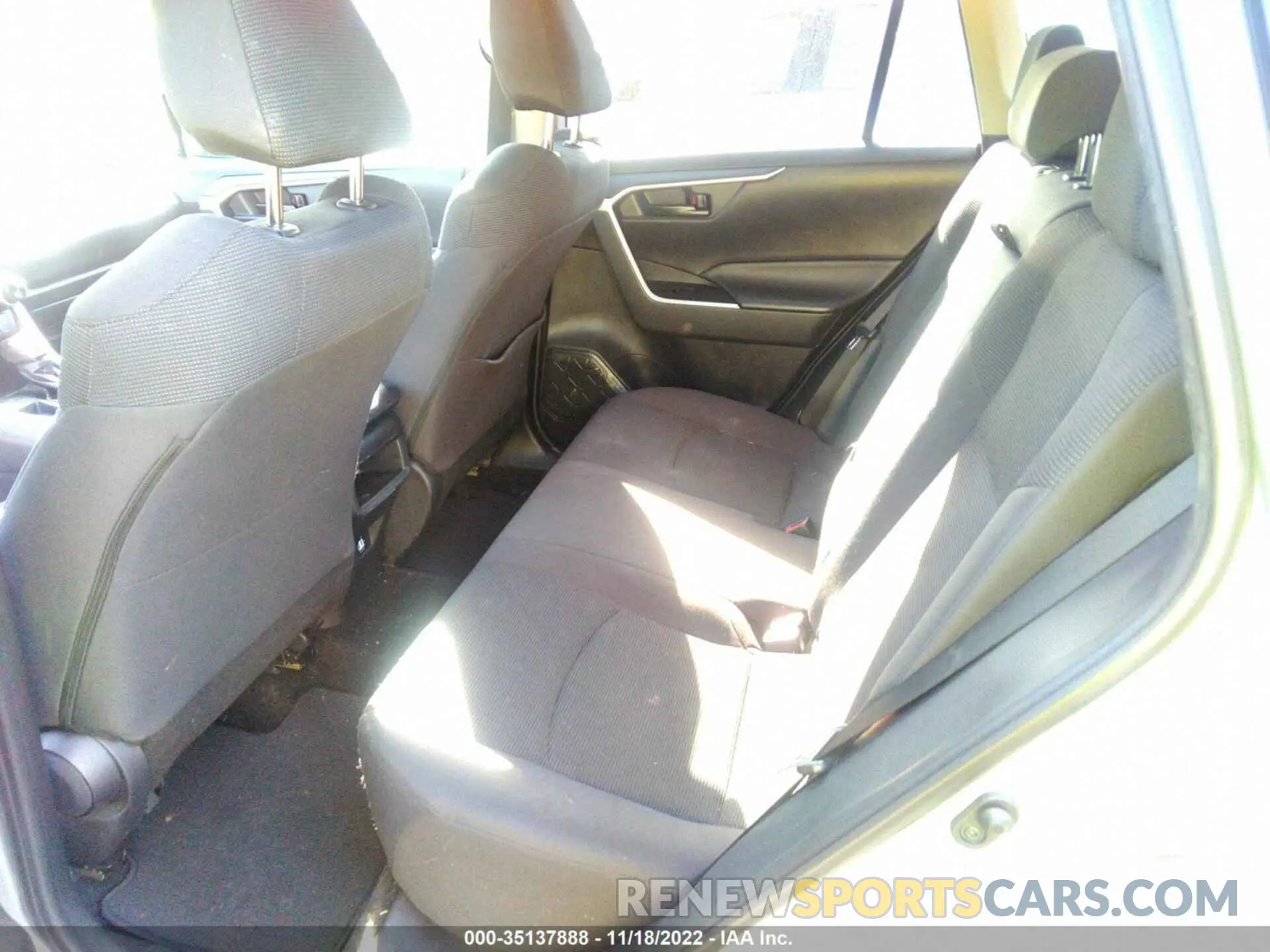 8 fotografías del automóvil dañado 2T3H1RFV8KW023211 TOYOTA RAV4 2019