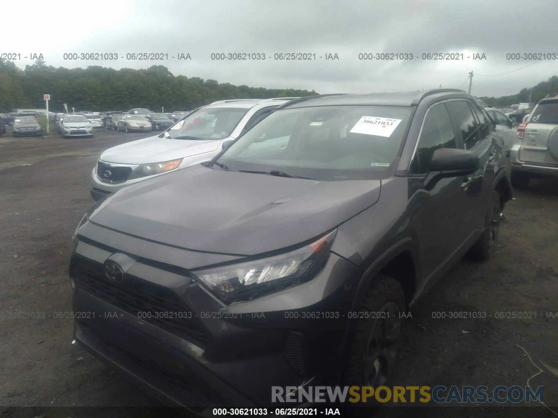 2 fotografías del automóvil dañado 2T3H1RFV8KW034015 TOYOTA RAV4 2019