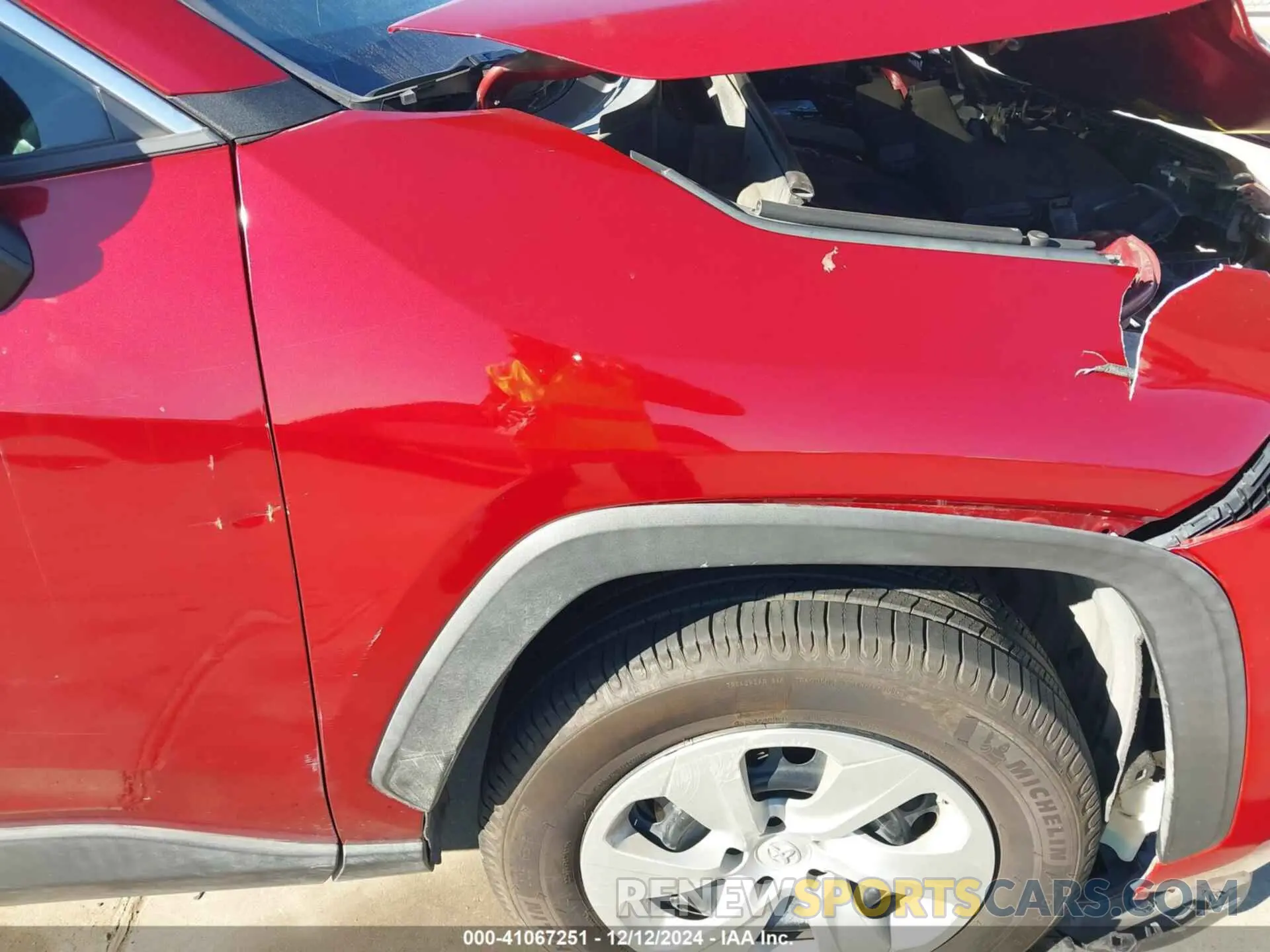 17 fotografías del automóvil dañado 2T3H1RFV8KW048836 TOYOTA RAV4 2019