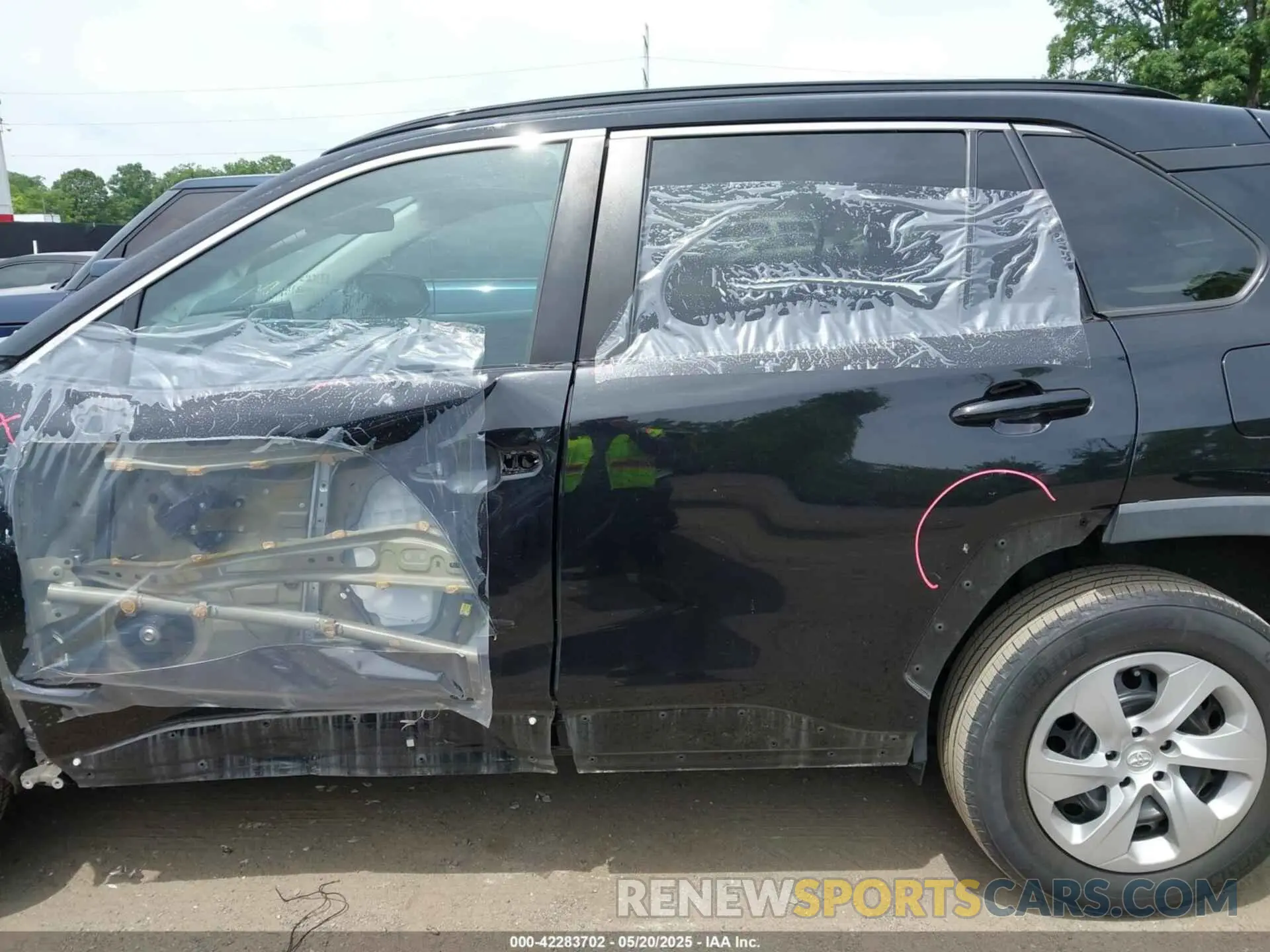 14 fotografías del automóvil dañado 2T3H1RFV9KC020674 TOYOTA RAV4 2019
