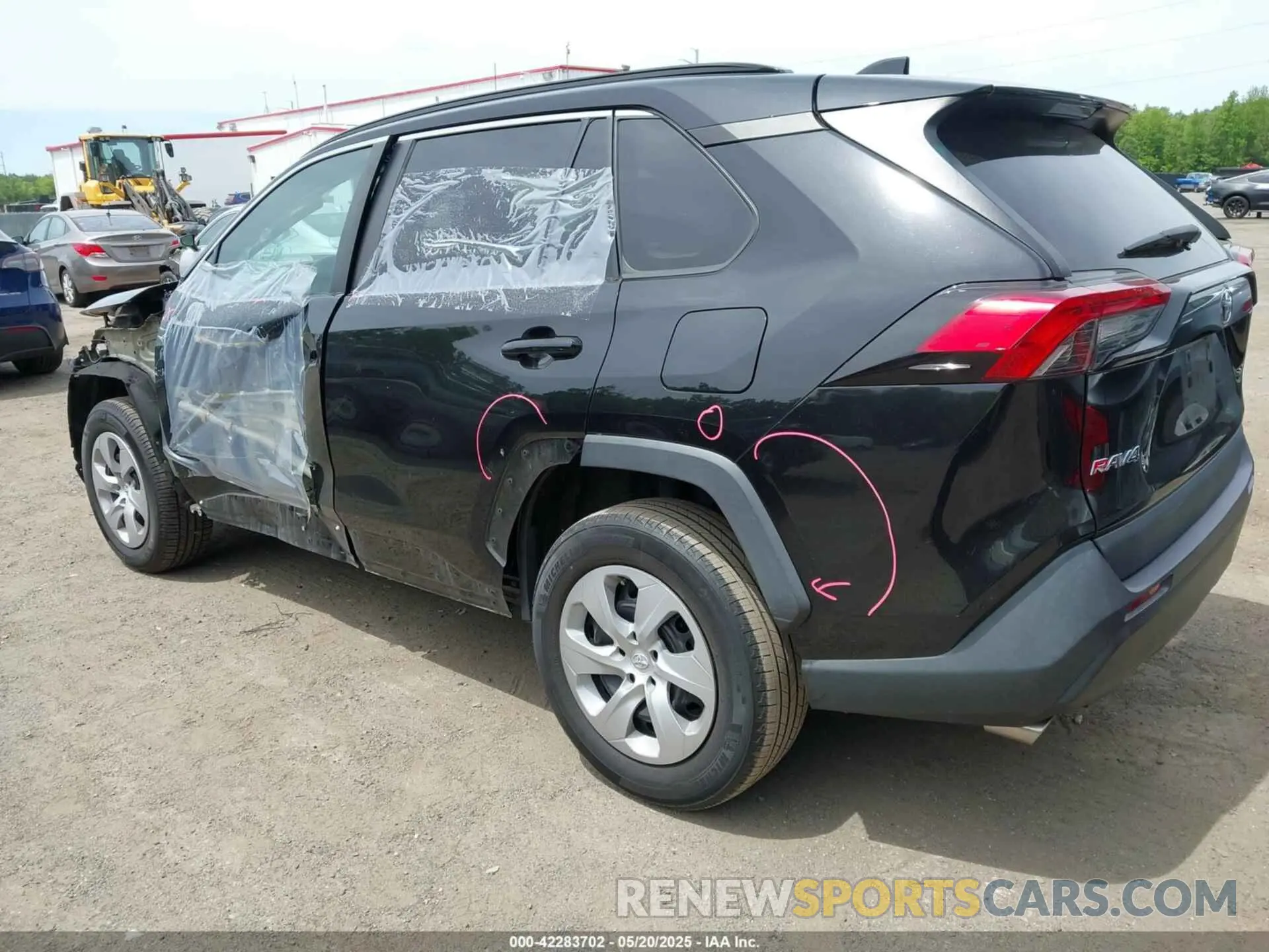 3 fotografías del automóvil dañado 2T3H1RFV9KC020674 TOYOTA RAV4 2019