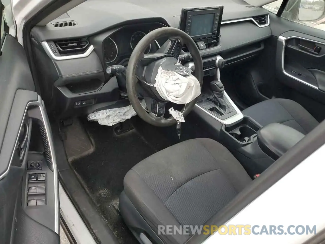 8 fotografías del automóvil dañado 2T3H1RFV9KW039269 TOYOTA RAV4 2019