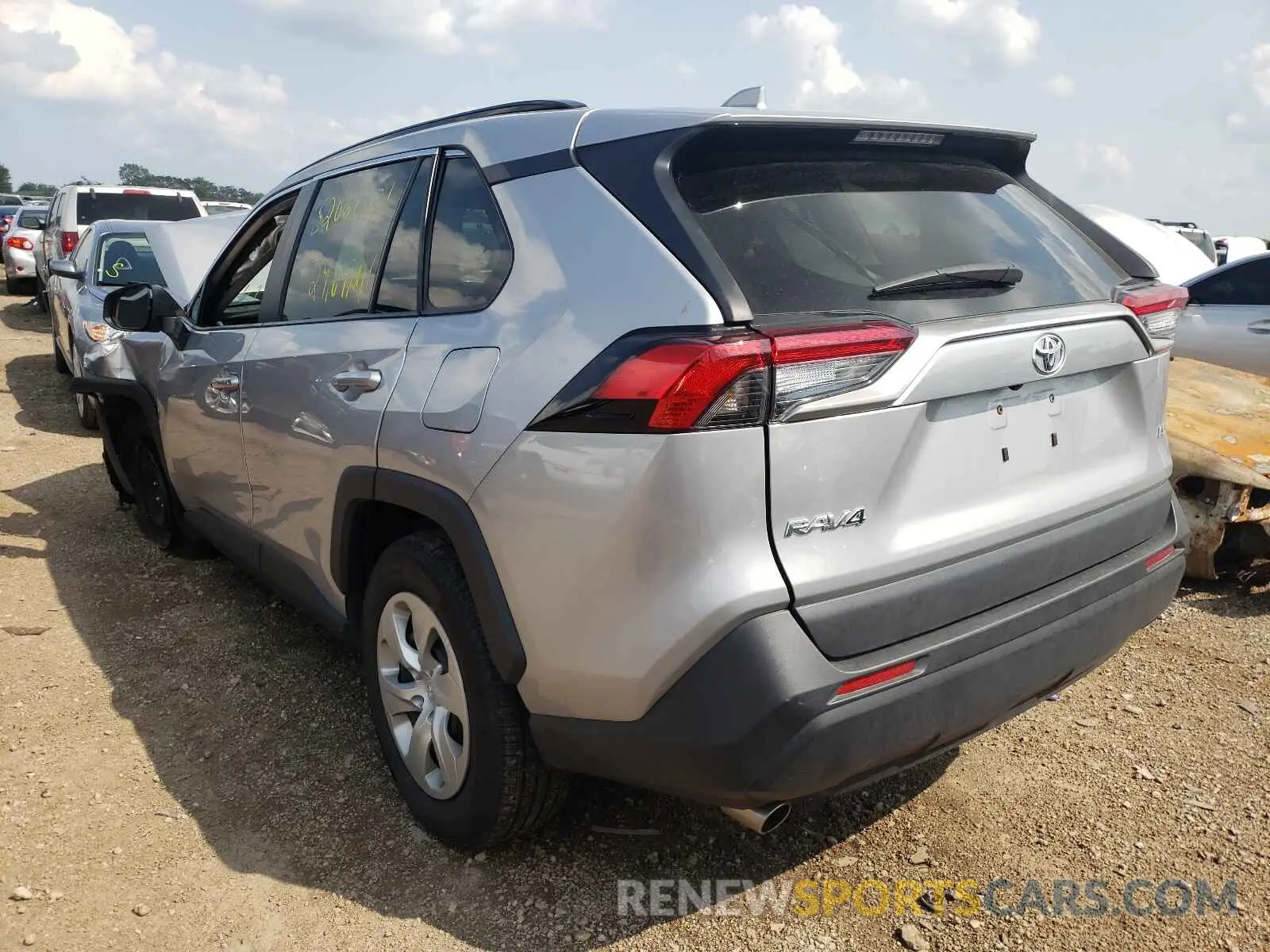 3 fotografías del automóvil dañado 2T3H1RFV9KW051261 TOYOTA RAV4 2019