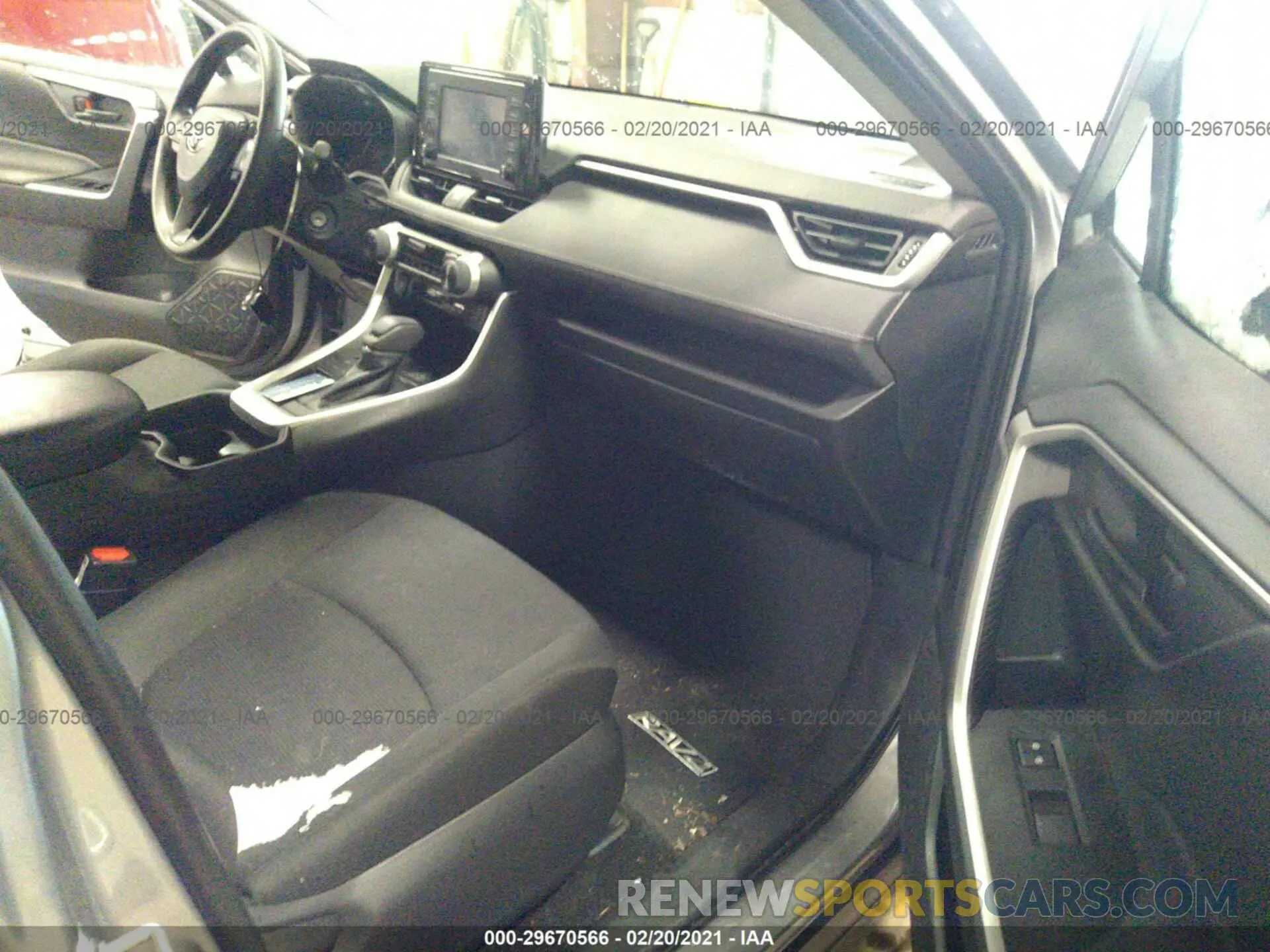 5 fotografías del automóvil dañado 2T3H1RFVXKC022482 TOYOTA RAV4 2019