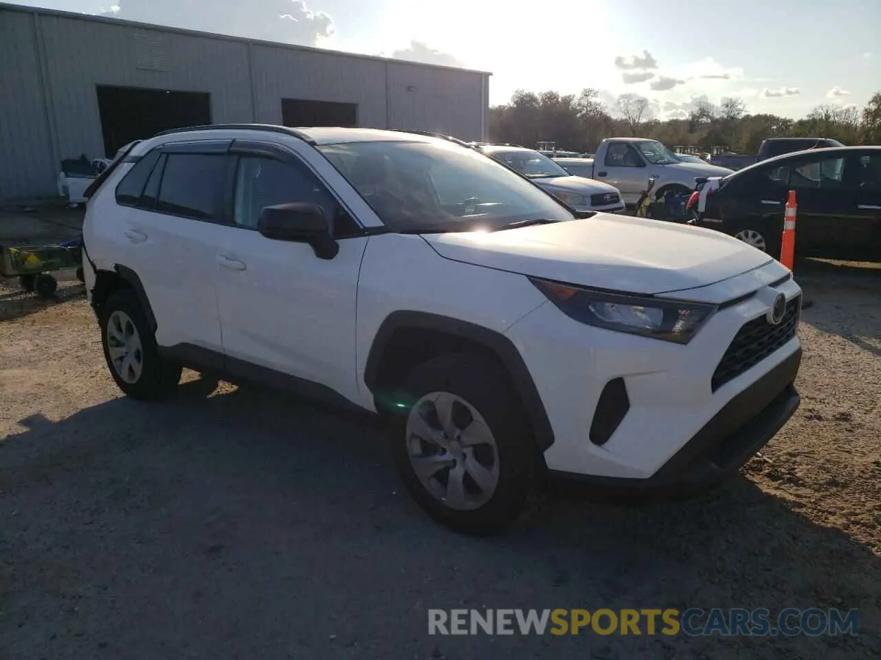 4 fotografías del automóvil dañado 2T3H1RFVXKW020732 TOYOTA RAV4 2019
