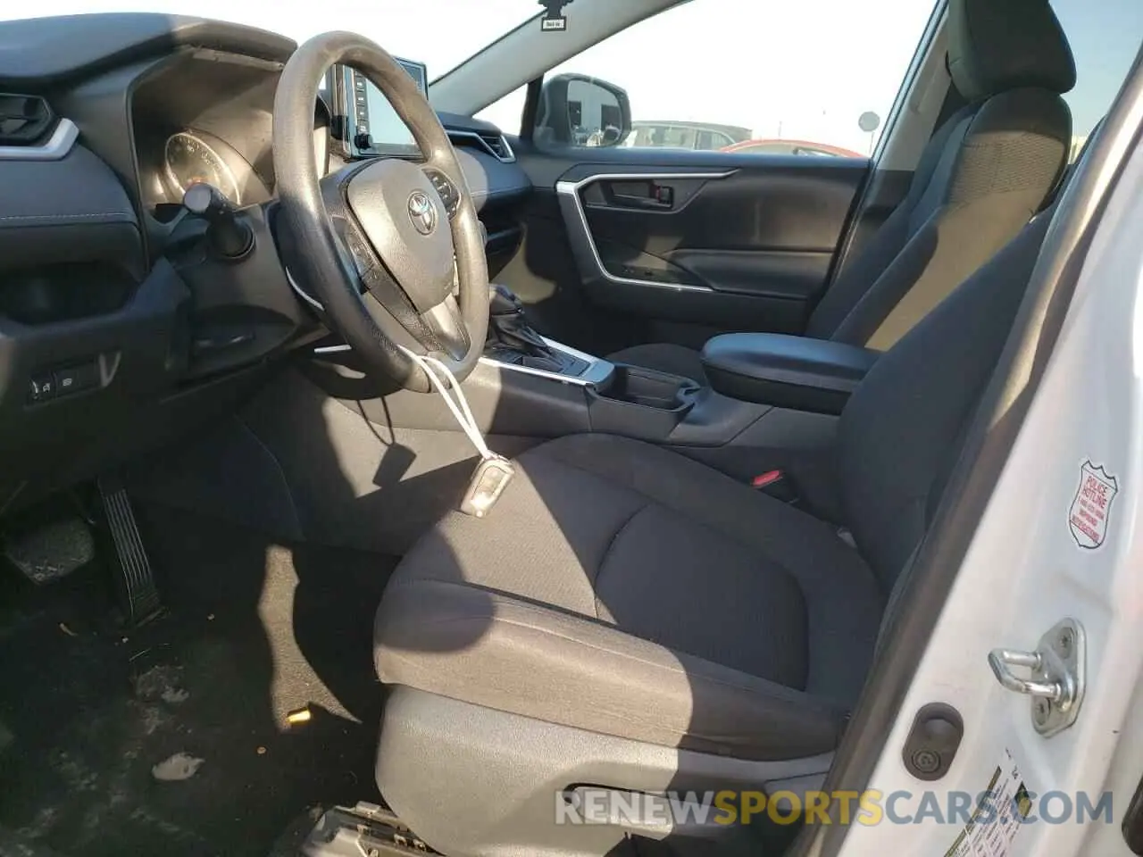 7 fotografías del automóvil dañado 2T3H1RFVXKW020732 TOYOTA RAV4 2019