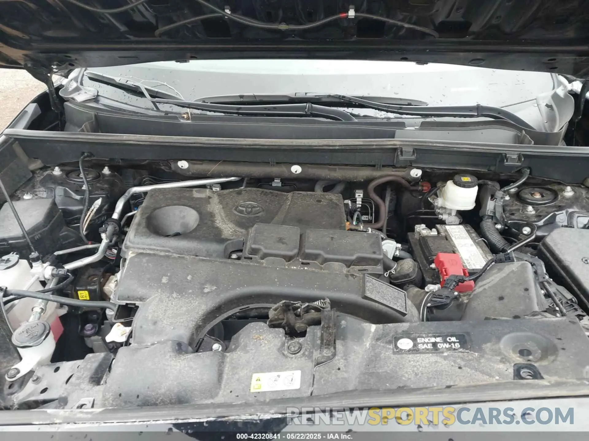 10 fotografías del automóvil dañado 2T3H1RFVXKW049910 TOYOTA RAV4 2019