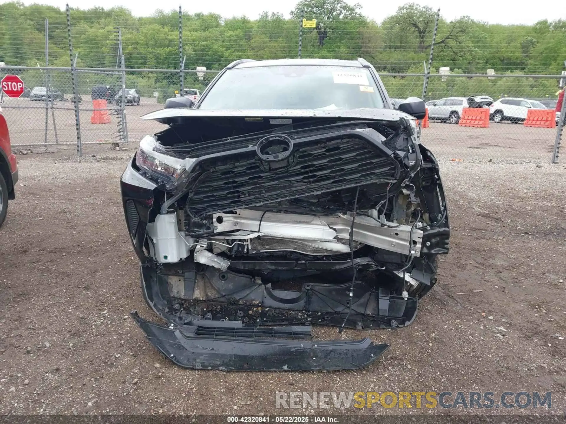 11 fotografías del automóvil dañado 2T3H1RFVXKW049910 TOYOTA RAV4 2019