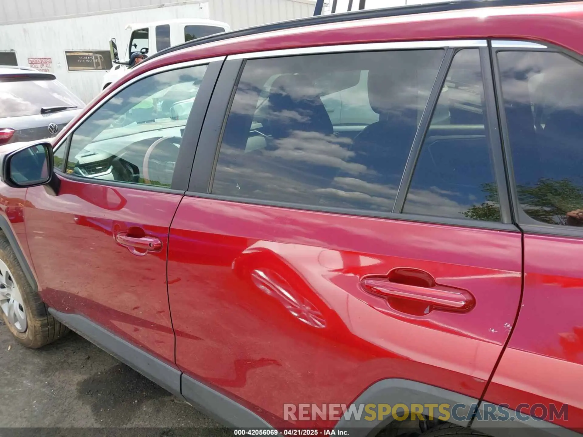 14 fotografías del automóvil dañado 2T3H1RFVXKW051091 TOYOTA RAV4 2019