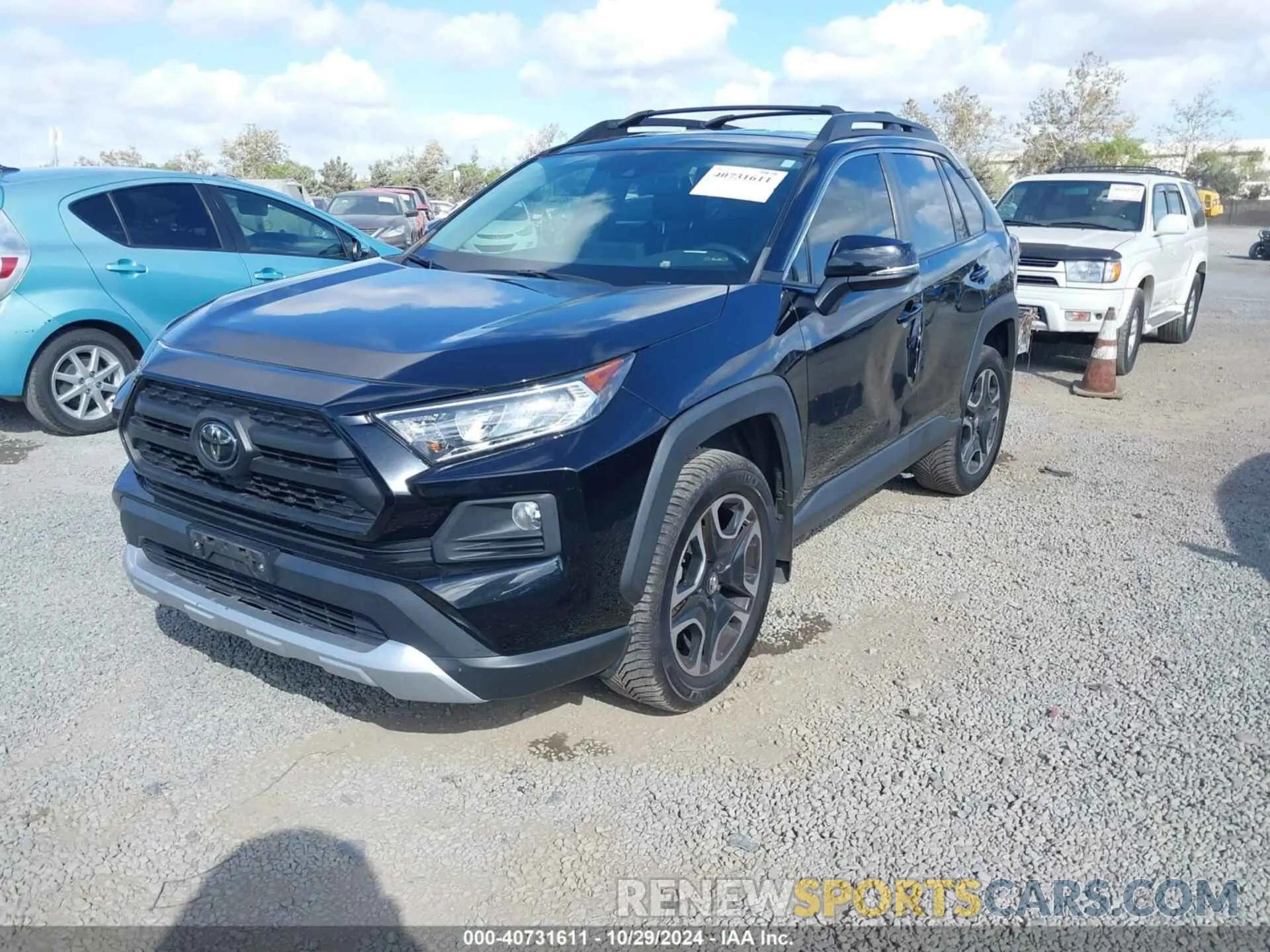 2 fotografías del automóvil dañado 2T3J1RFV0KW008655 TOYOTA RAV4 2019