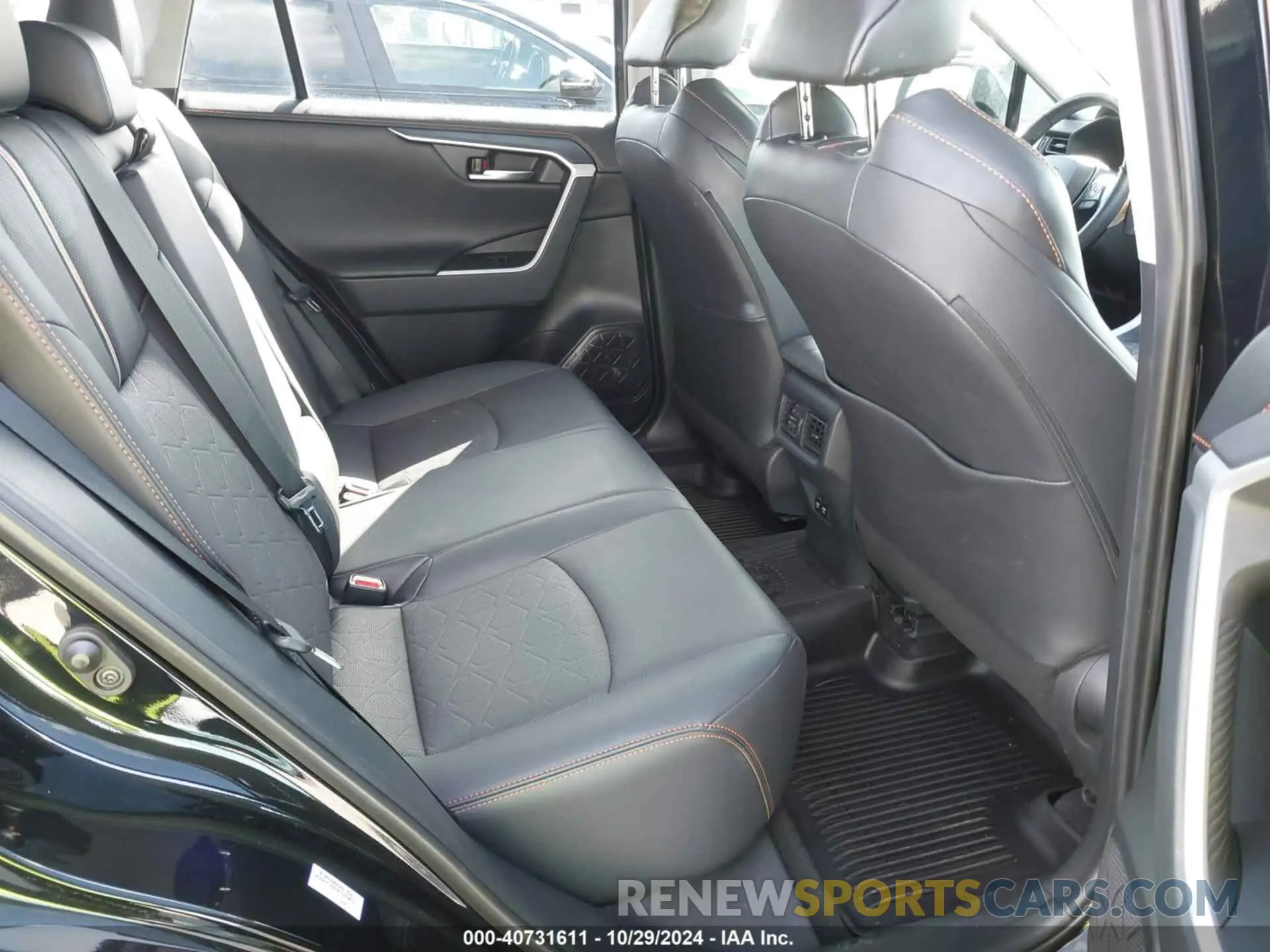 8 fotografías del automóvil dañado 2T3J1RFV0KW008655 TOYOTA RAV4 2019