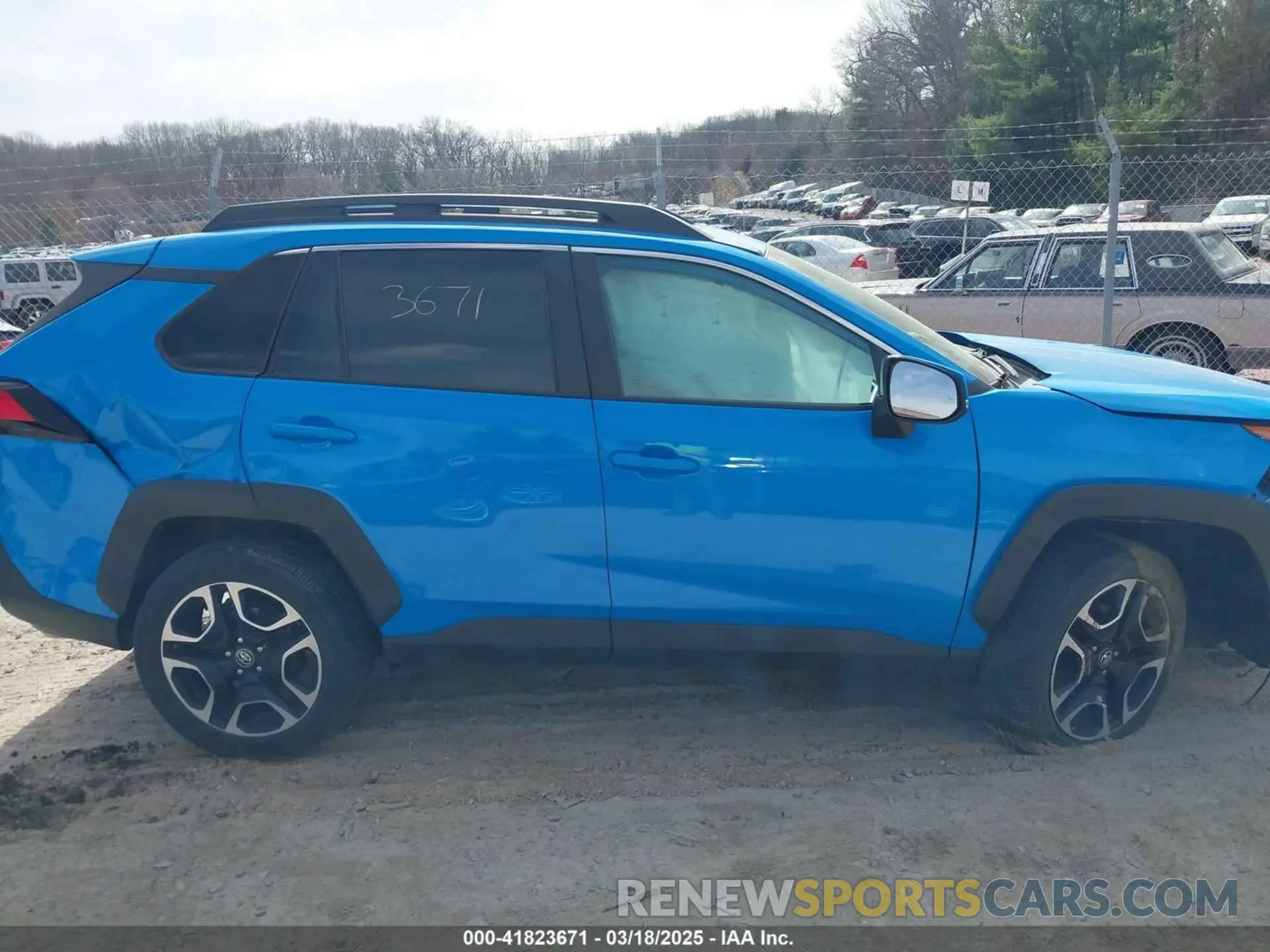 13 fotografías del automóvil dañado 2T3J1RFV5KW005928 TOYOTA RAV4 2019