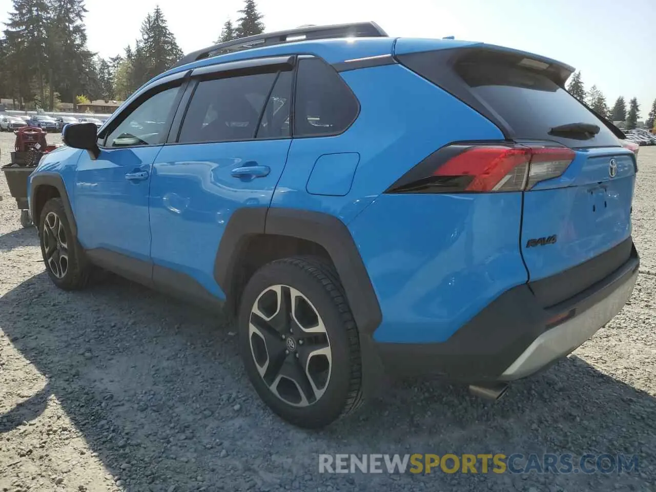 2 fotografías del automóvil dañado 2T3J1RFV6KW002956 TOYOTA RAV4 2019
