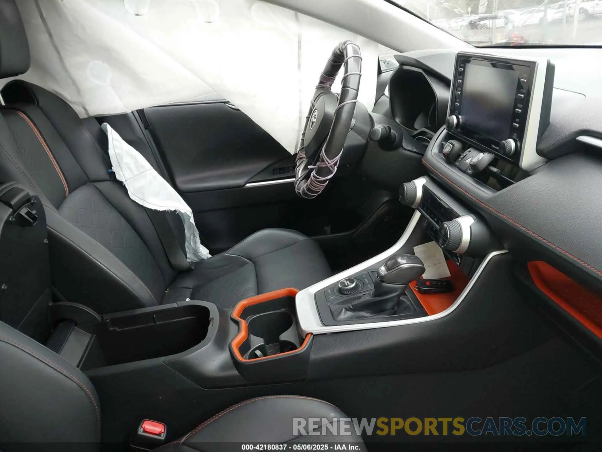 5 fotografías del automóvil dañado 2T3J1RFV6KW006442 TOYOTA RAV4 2019